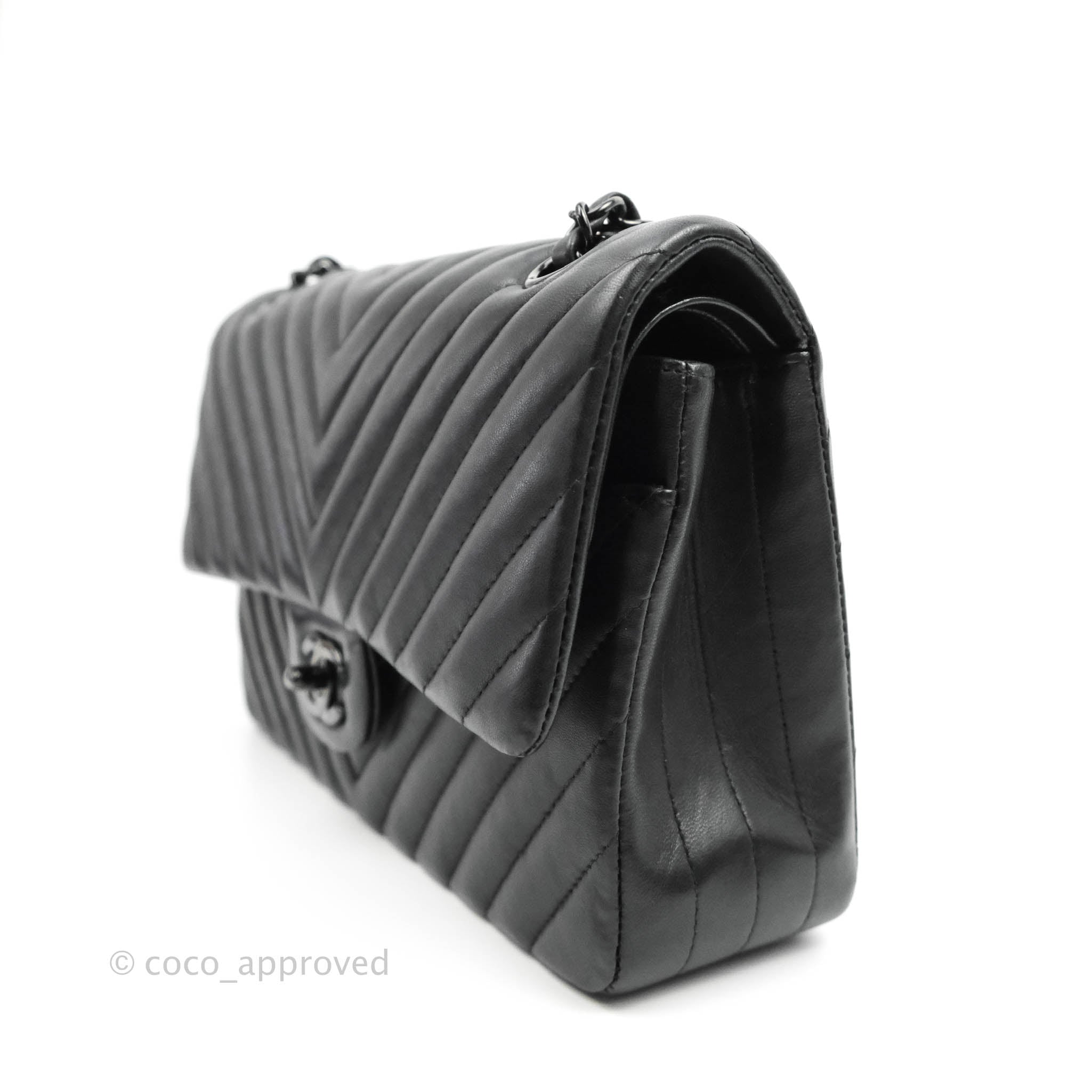 Chanel Classic Chevron M/L Medium Double Flap So Black Lambskin Bag - Luxury Designer Handbag for Women, Perfect for Evening Events & Special Occasions