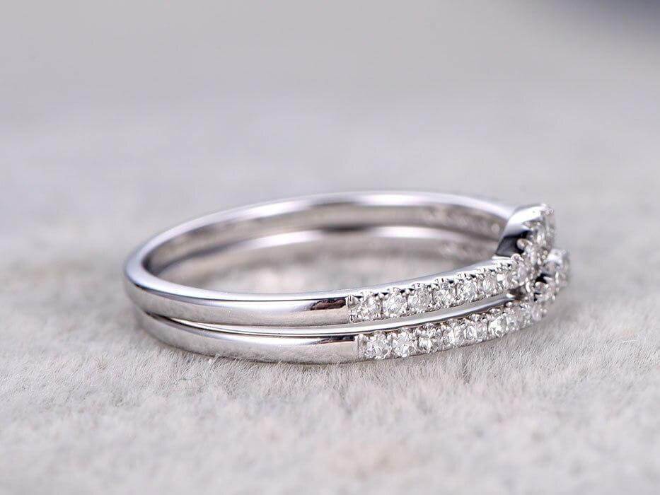 0.5 Carat 2-Piece Moissanite Diamond Wedding Ring Set - Stackable Curved Art Deco Band with 18K Gold Plating for Bridal, Anniversary & Stacking Jewelry