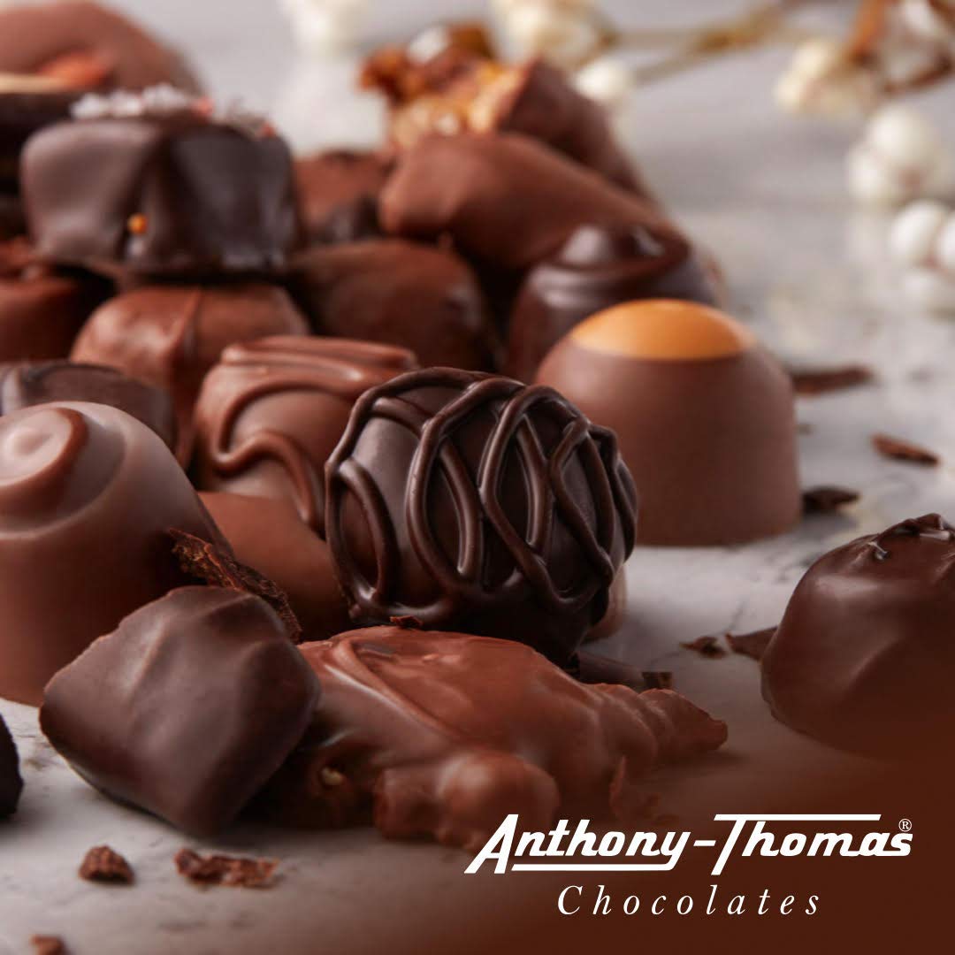 Anthony Thomas Milk Chocolate Peanut Clusters - Cream Filled Peanut Butter Candies Covered in Rich Milk Chocolate (24 Count) - Perfect for Gifts, Parties & Sweet Cravings