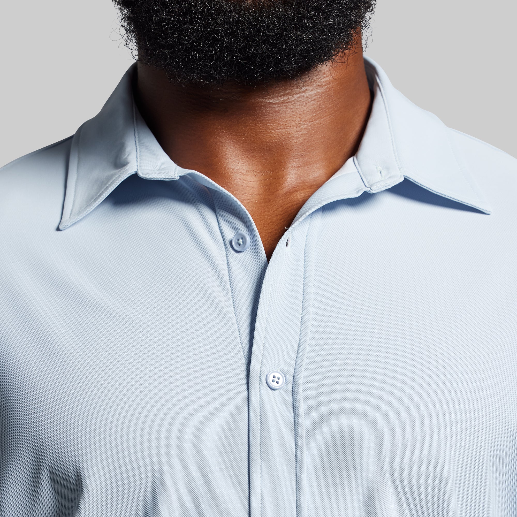 Men's Chambray Short Sleeve Button Down Shirt - Casual Summer Business Casual Wear for Office, Travel & Outdoor Activities