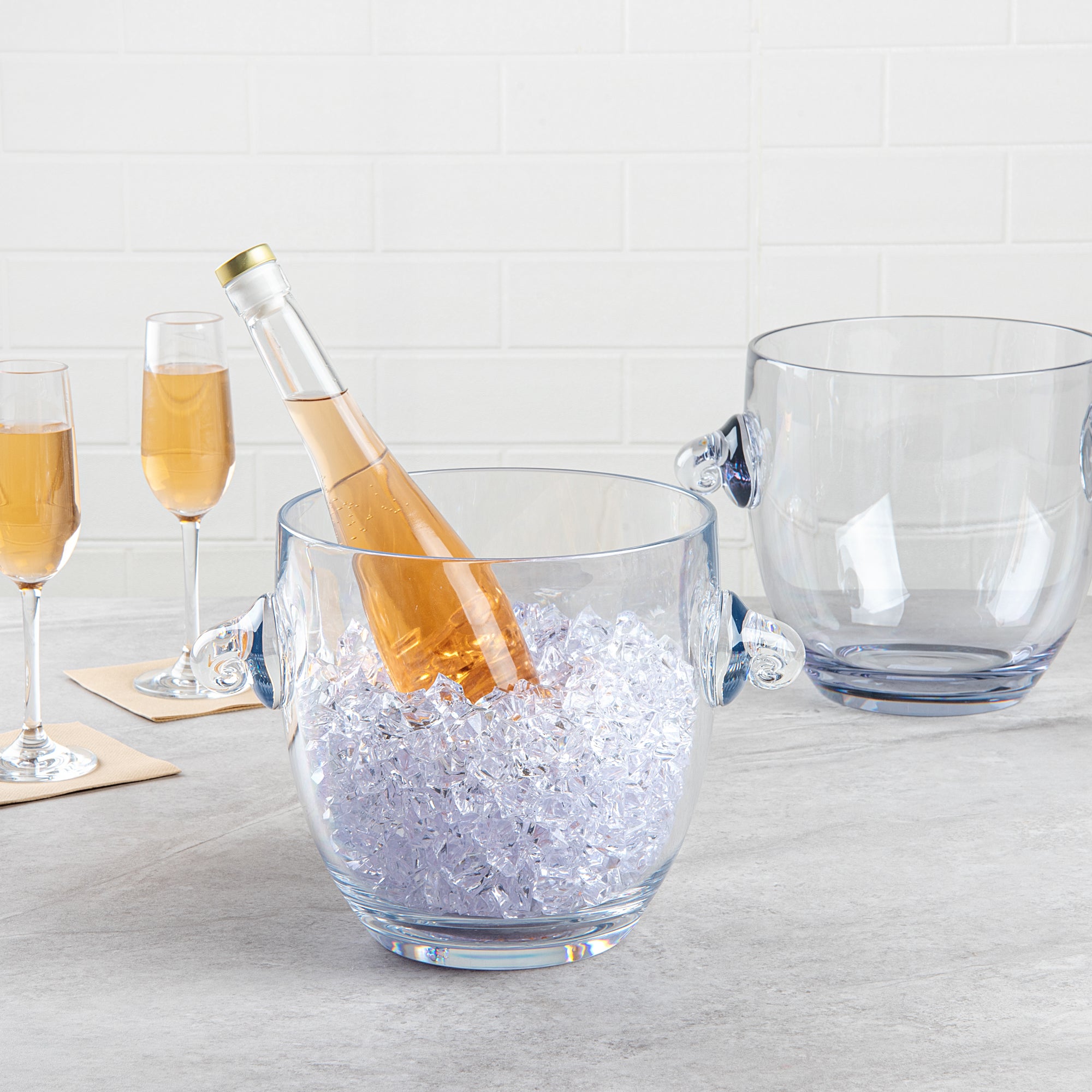 Bar Lux 5.3 Quart Clear Plastic Ice Bucket & Champagne Cooler - 11.75