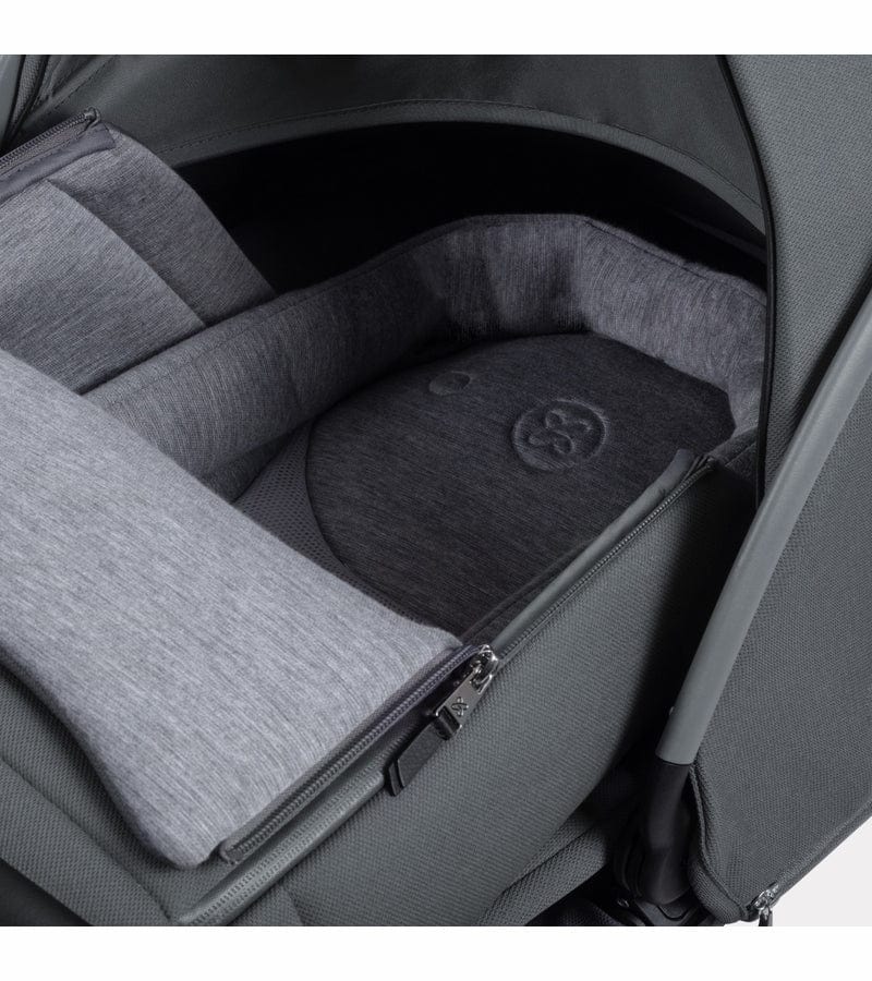 Silver Cross Reef Newborn Pod - Lightweight Baby Carrier for Newborns to Toddlers | Perfect for Travel, Shopping & Outdoor Adventures
