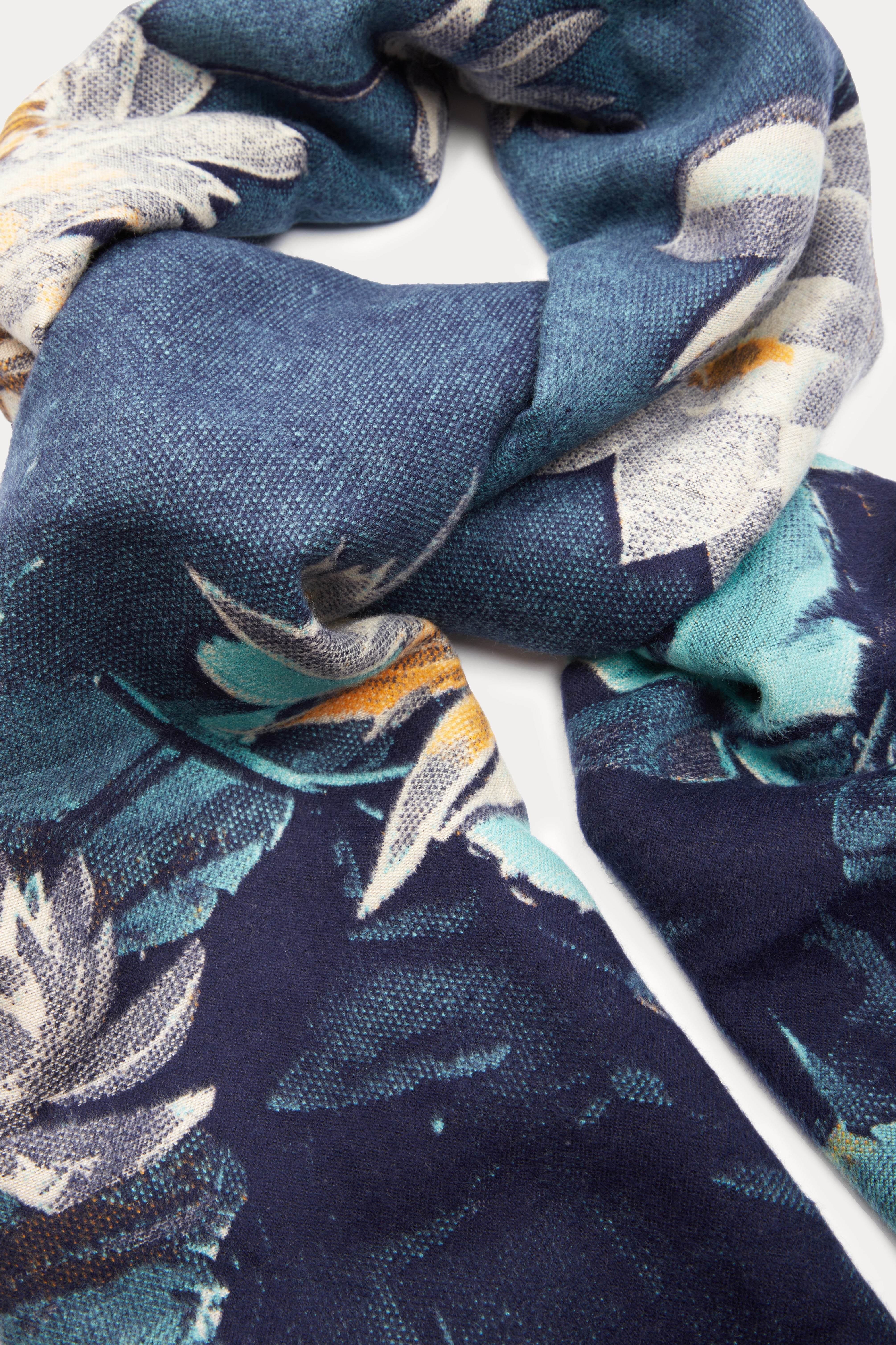 Lily Bold Reversible Scarf - Soft & Stylish Winter Fashion Accessory for Women - Perfect for Office, Travel and Special Occasions