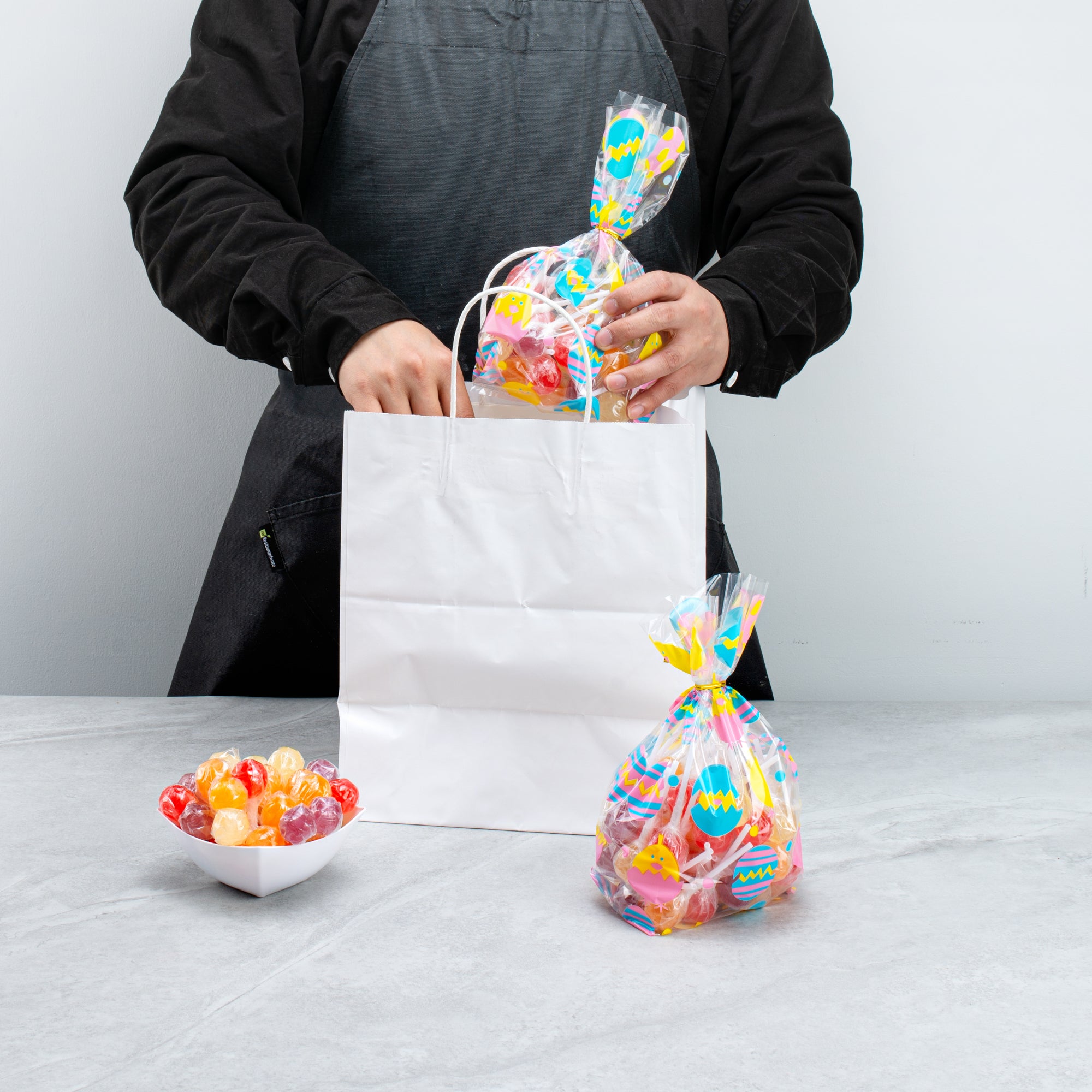 Easter Chick Plastic Candy Bags - 5x3x11 Inches, Gusseted Design - 100 Count Bulk Pack for Easter Treats, Party Favors & Holiday Candy Packaging