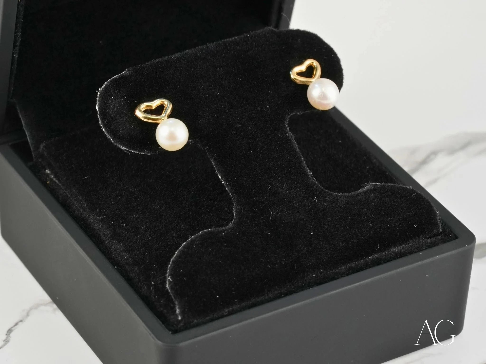 18K Gold Heart & Pearl Drop Earrings for Women - Elegant Dangle Jewelry Gift for Valentine's Day, Anniversary, Wedding & Special Occasions