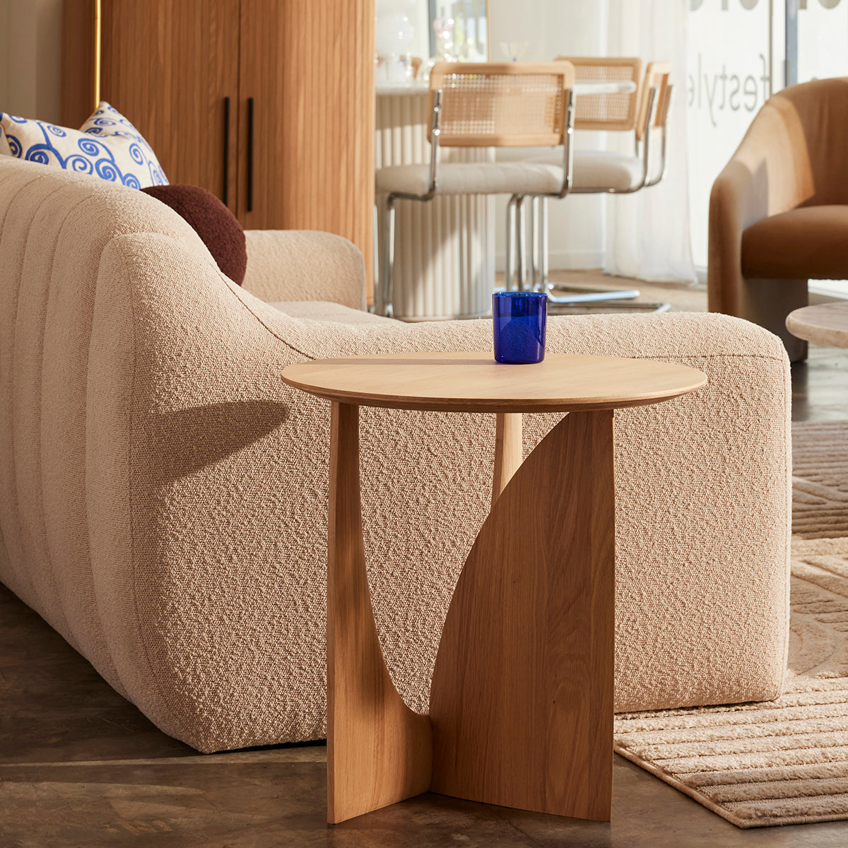 Modern Geometric Side Table - Minimalist Accent Table for Living Room, Bedroom & Office - Stylish End Table with Unique Design for Home Decor