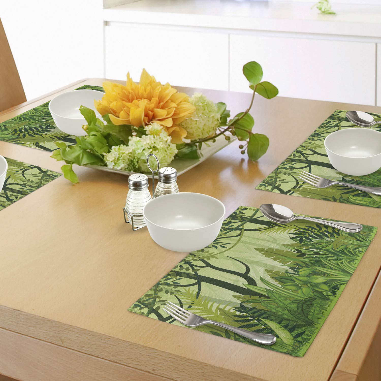 Ambesonne 4-Pack Plant Place Mats - Cartoon Jungle Design with Hand-Drawn Rainforest Leaves, Bushes & Trees - Washable Fabric Table Mats for Dining Room & Kitchen Decor in Forest Green - Perfect for Family Dinners, Parties & Eco-Friendly Home Styling