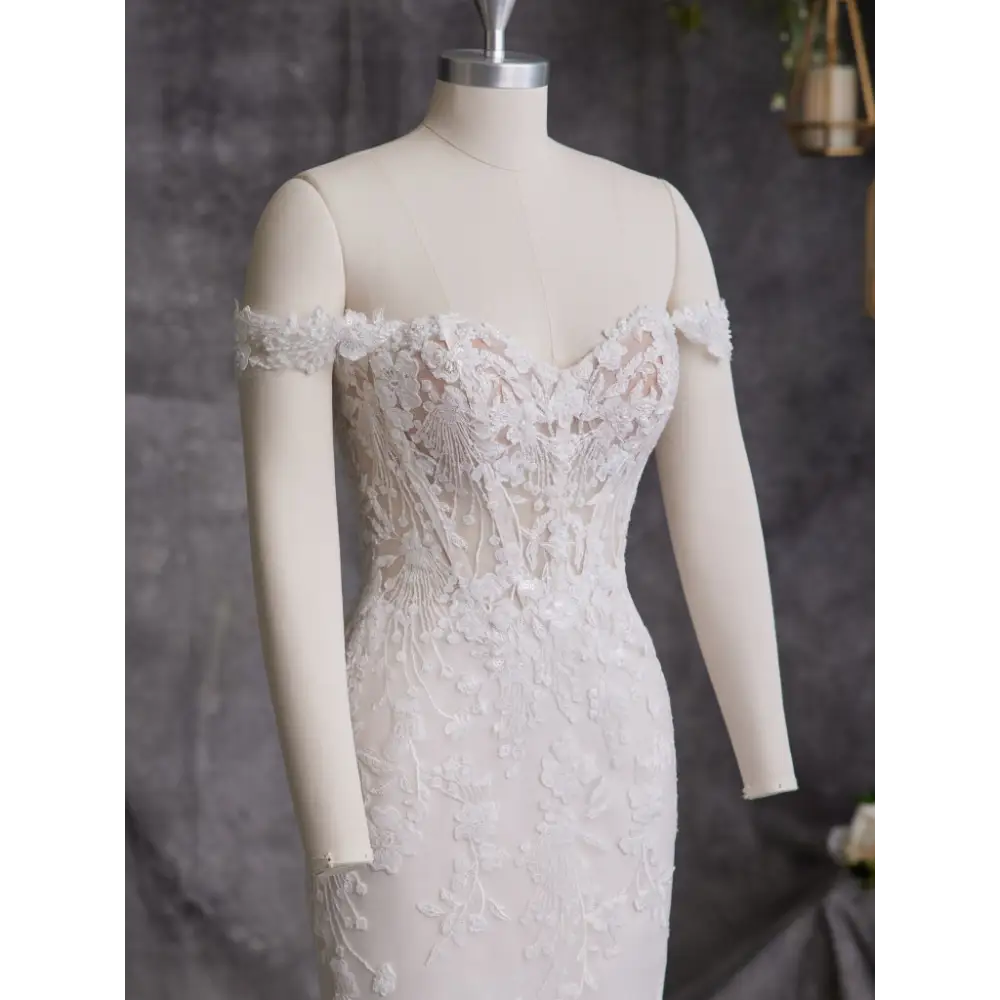 Maggie Sottero Harlem Lane Wedding Dress – Elegant Lace Bridal Gown for Church Ceremony & Outdoor Photography