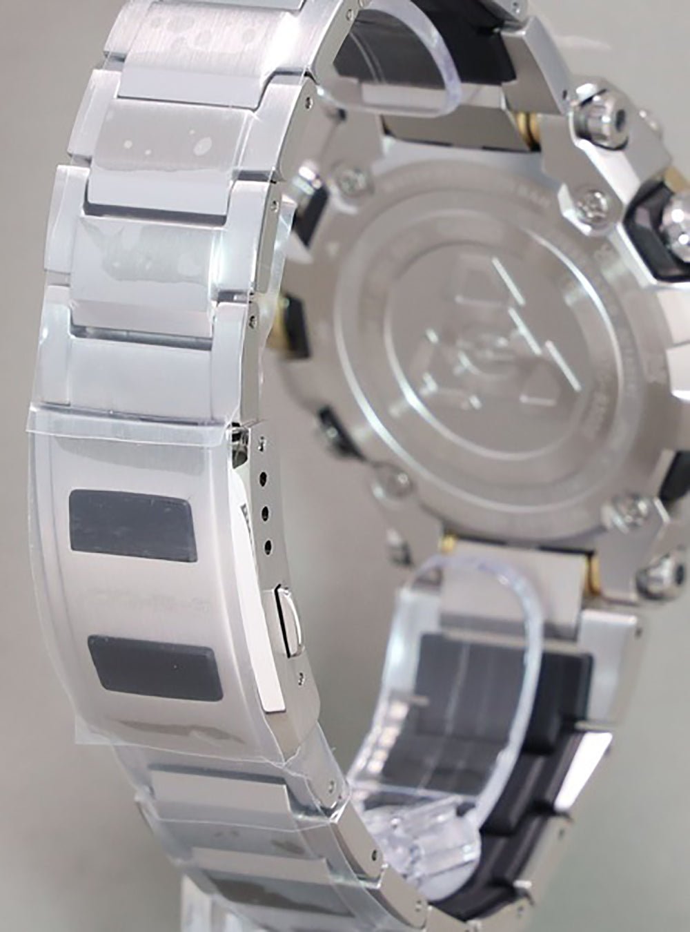 CASIO G-Shock MT-G MTG B3000 Series Watch (Model: MTG B3000D-1A9JF) - Made in Japan, JDM - Durable & Waterproof for Outdoor Sports, Hiking & Adventure Activities