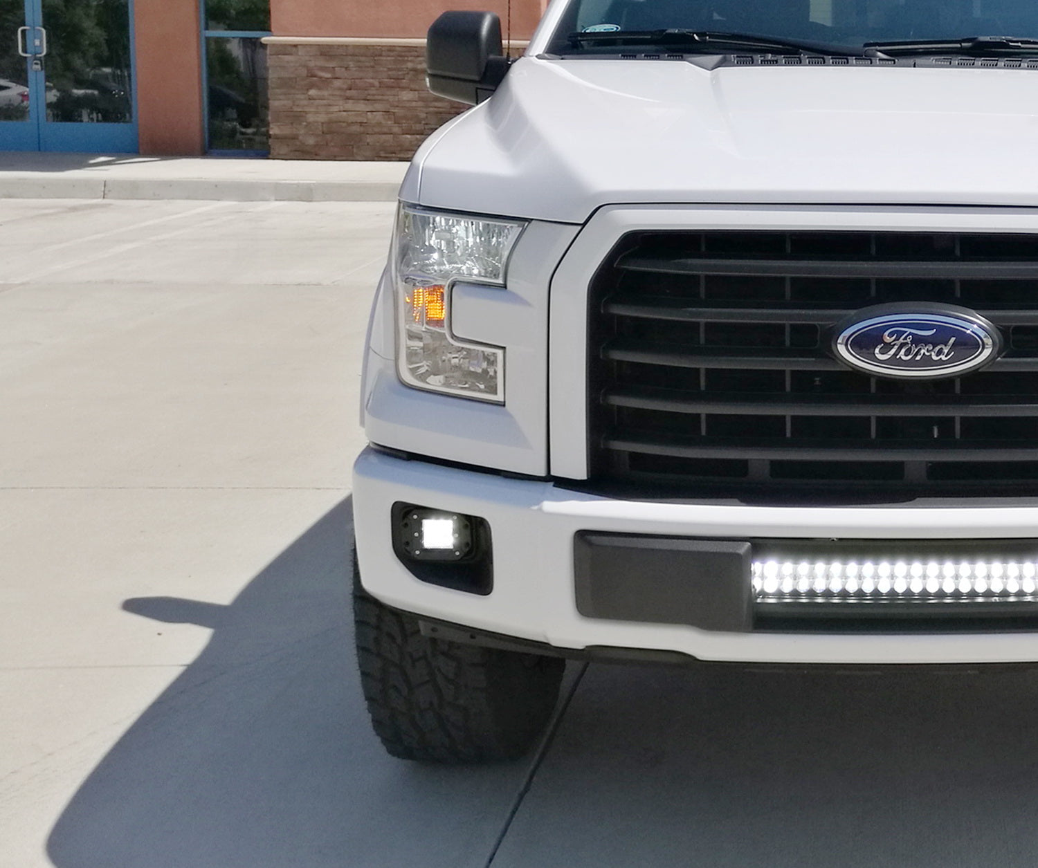 4D CREE LED Projector Pods with Wiring Harness & Mounting Brackets - Compatible with Ford F150 (2015-2020), F250/F350 (2017-2020) - Off-Road Lighting, Truck Accessories, Fog Lights Replacement