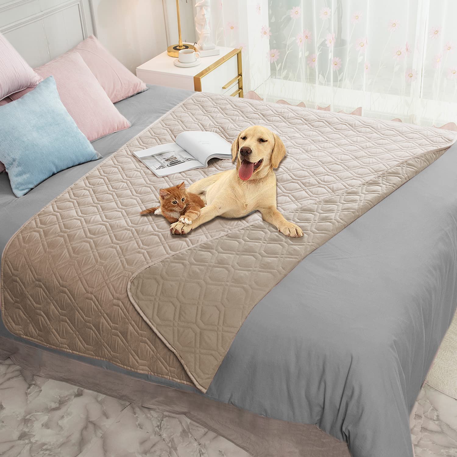 Ameritex Waterproof Reversible Dog Bed Cover - Soft Pet Blanket for Dogs & Cats, Furniture Protector for Couch, Sofa, Bed - Perfect for Indoor Use, Travel & Car Rides