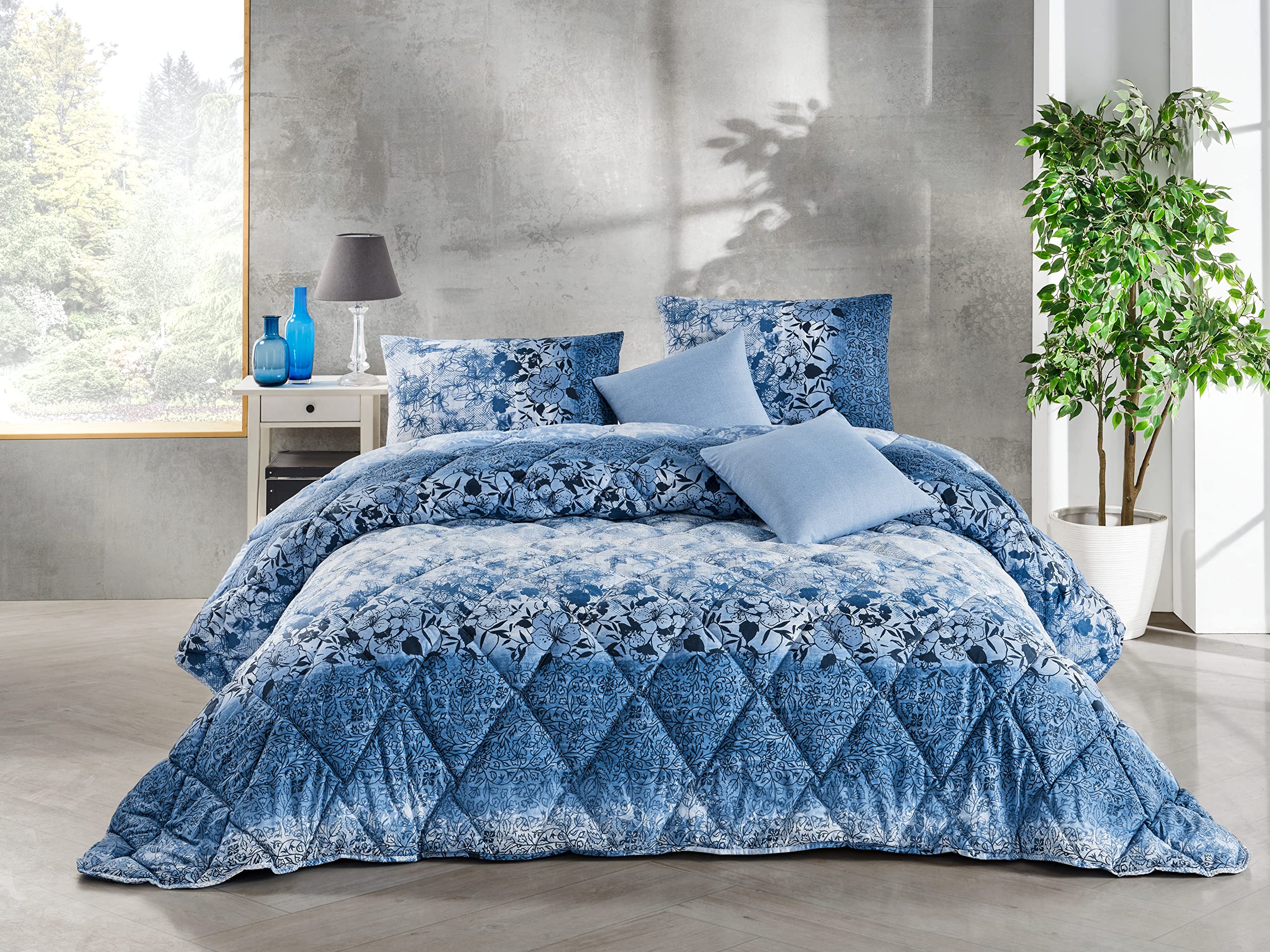 Empire Home Fashi Istanbul Collection Handmade 5-Piece Comforter Set - Cotton Blend Modern Bedding with Matching Shams & Throw Pillows (Light Blue Floral, California King) - Perfect for Master Bedrooms, Guest Rooms & Luxury Home Decor