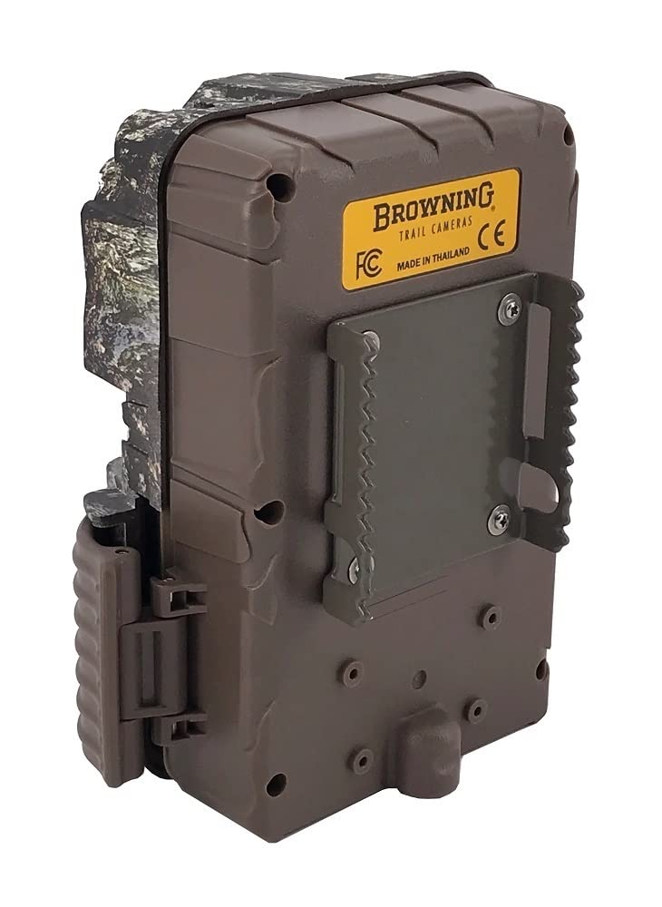 Browning Recon Force Elite HP5 Trail Camera 4-Pack with Security Boxes, 32GB SDHC Memory Cards & USB Card Reader Bundle - Ideal for Wildlife Monitoring, Hunting, and Outdoor Security Surveillance