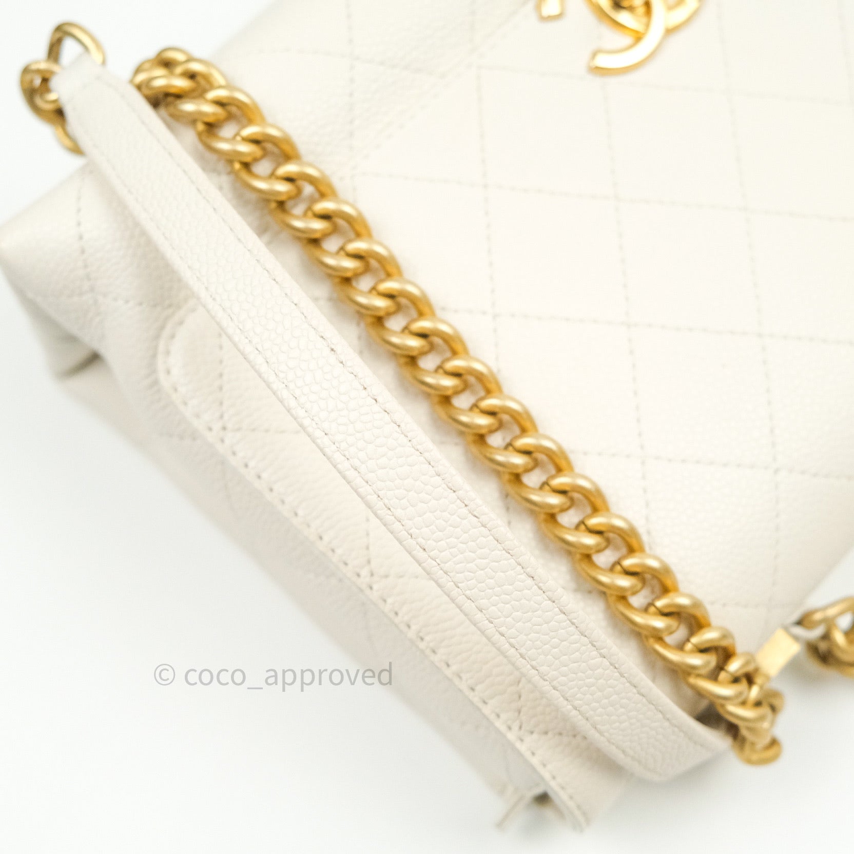 Chanel Chic Affinity Medium Grained Calfskin Handbag with White Gold Hardware - Luxury Designer Crossbody Bag for Women, Perfect for Parties & Evening Events