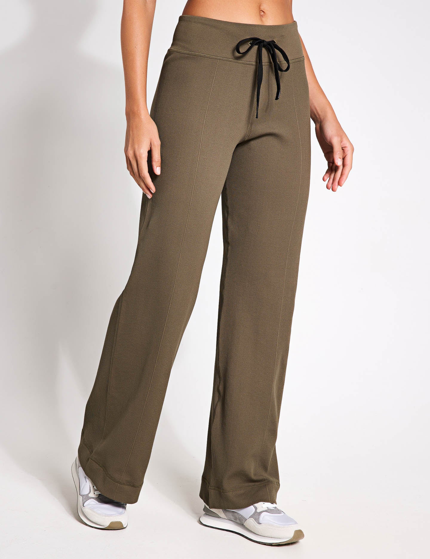 Fait Pants for Women - Comfortable Walnut Brown Trousers | Perfect for Work, Travel & Casual Outfits