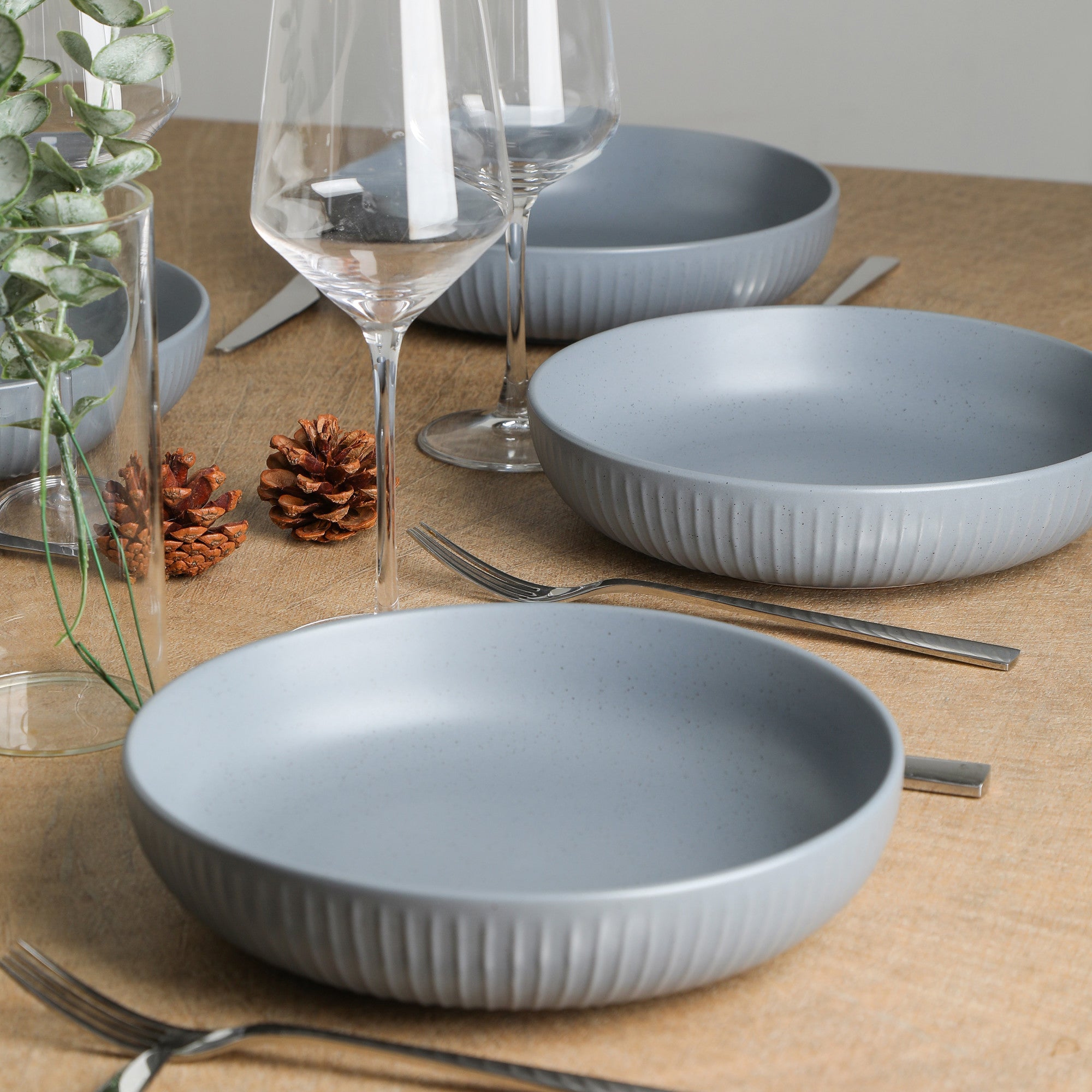 Logan Stoneware Bowl - Grey Ceramic Serving Bowl for Soup, Salad, Pasta - Durable & Microwave Safe - Perfect for Dining, Entertaining & Everyday Use