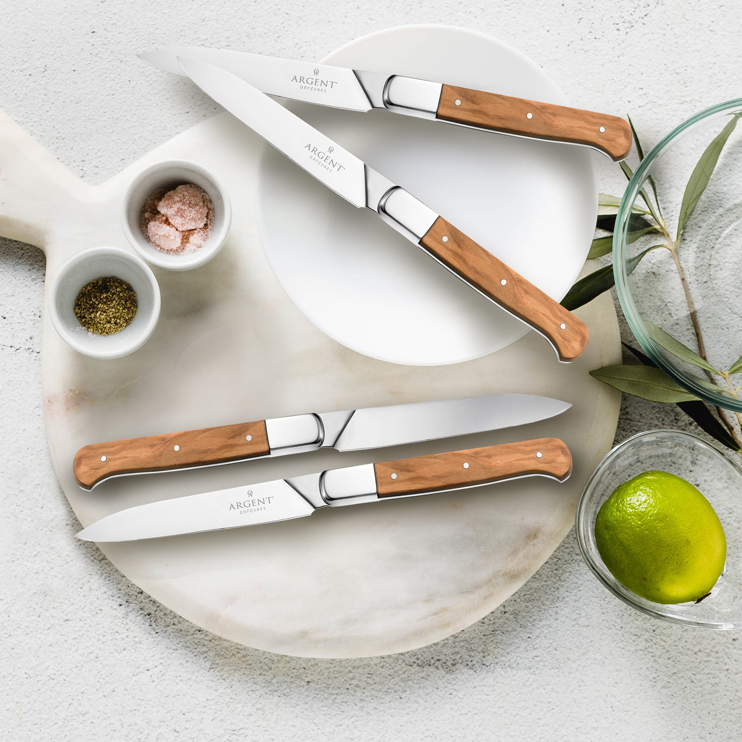 Premium Lynden Olive Wood Steak Knives Set of 4 - Handcrafted Wooden Handle Steak Knife Set for Steak Lovers - Perfect for Dinner Parties, BBQ, and Fine Dining Experience