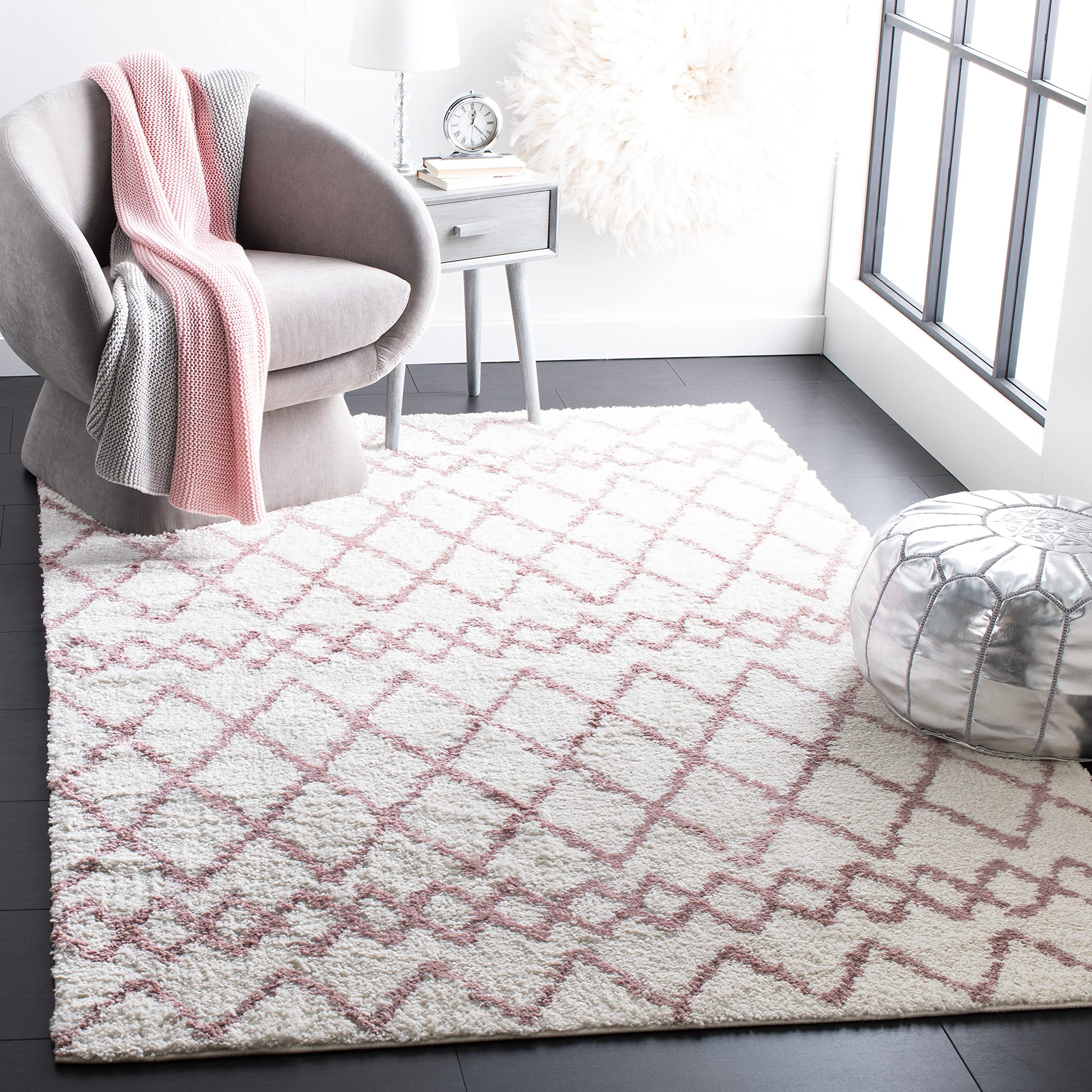 SAFAVIEH Berber Shag Collection 6'7