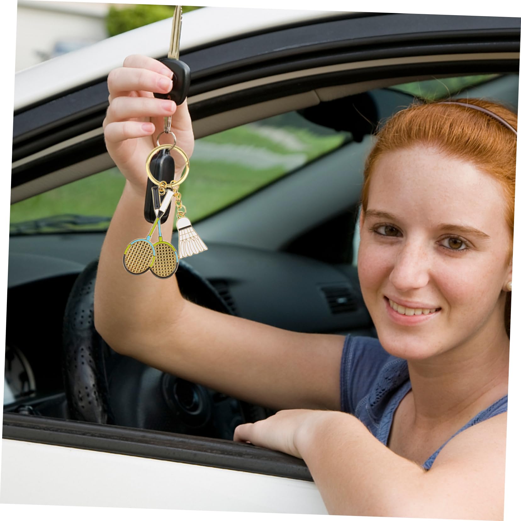 Kisangel Badminton Keychain - Metal Badminton Ball Key Ring for Sports Enthusiasts | Perfect Gift for Badminton Players and Fans