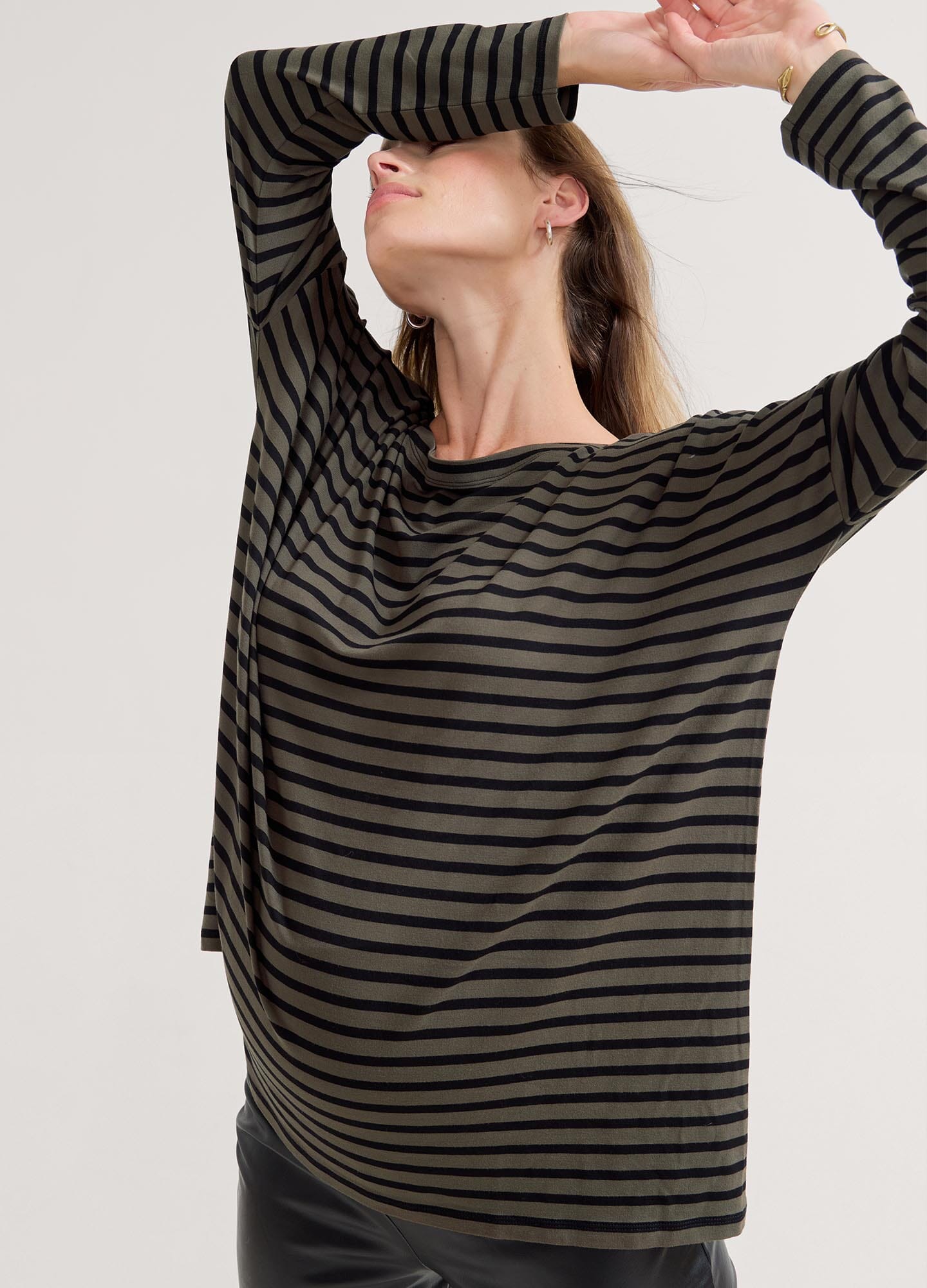 Premium Soft Cotton Long Sleeve T-Shirt for Men & Women - Comfortable Casual Wear for Everyday, Workout & Layering