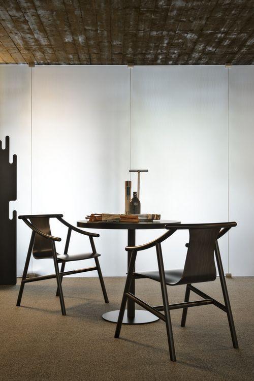 GTV Magistretti 03 01 Bentwood Chair - Mid-Century Modern Wooden Dining Chair for Kitchen, Restaurant & Office Use