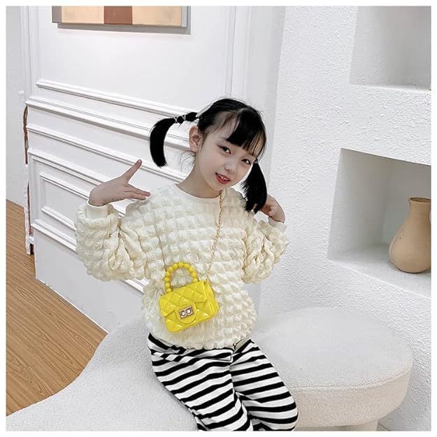 **Cute Little Girls Crossbody Purse - Toddler Handbag Mini Casual Messenger Shoulder Bag for Kids - Perfect for School, Travel & Playdates**