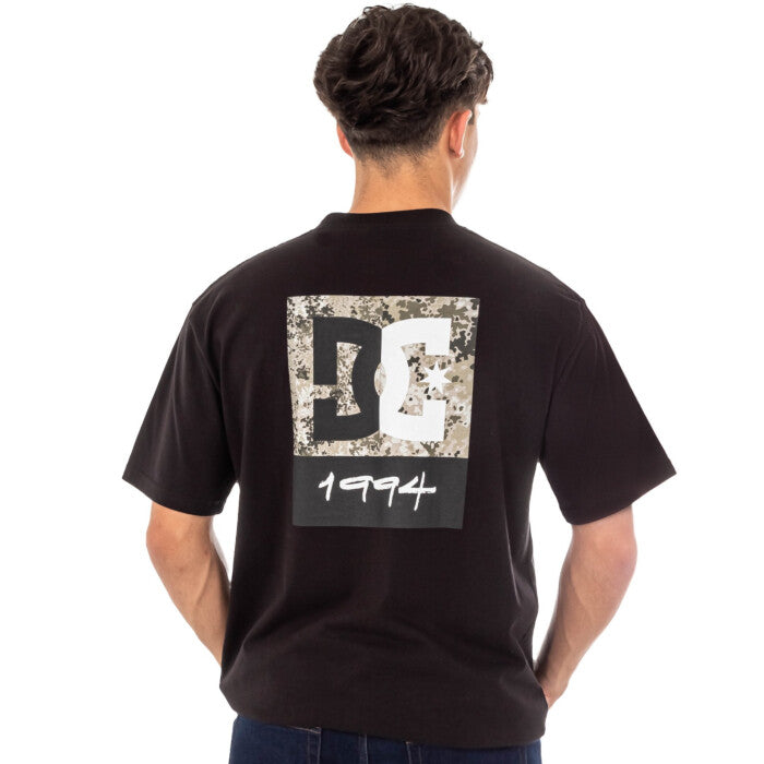 DC Men's Split Star T-Shirt (Black) - Casual Wear, Street Style & Everyday Comfort