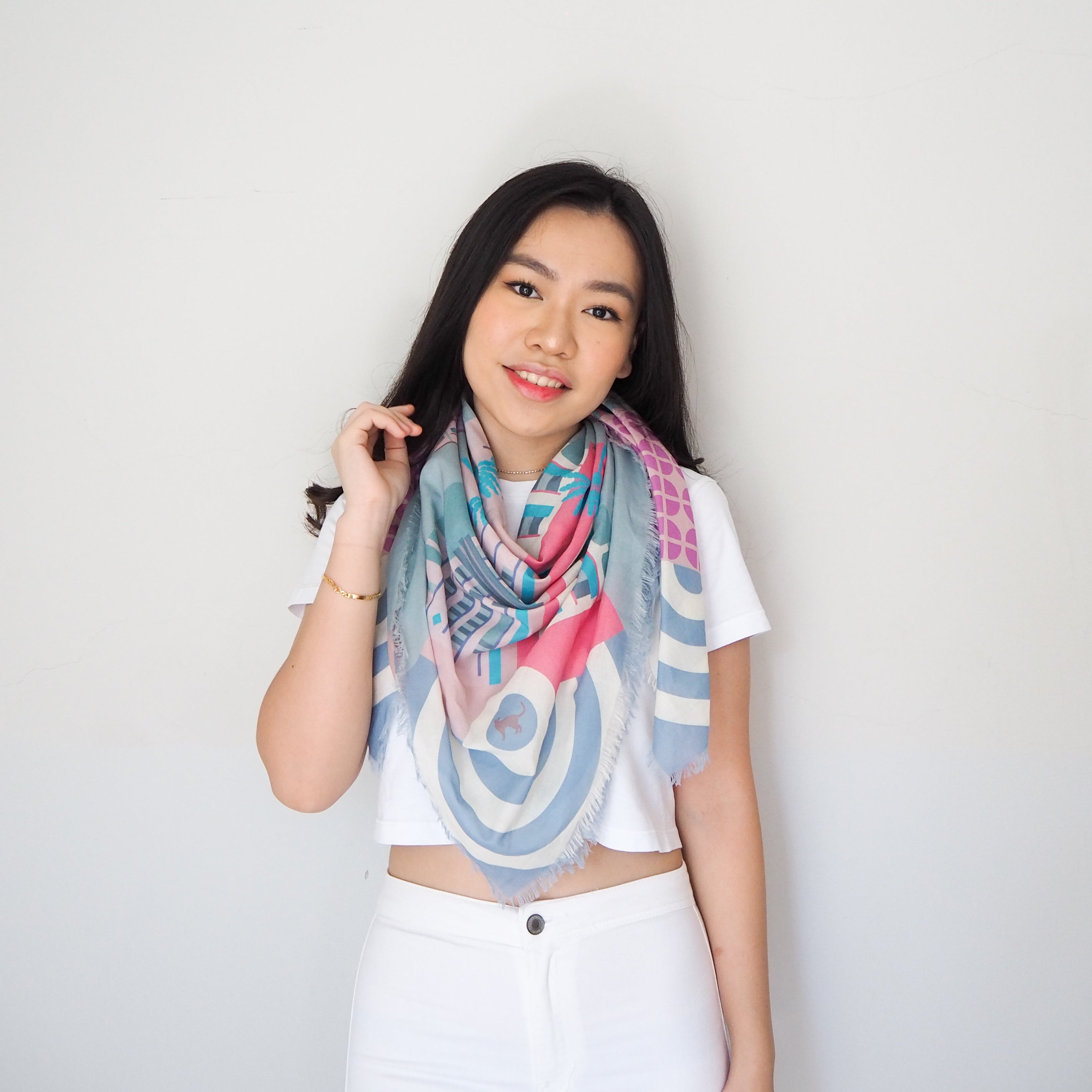 Stylish Cotton Scarf for Women - Soft & Breathable Fashion Accessory - Perfect for Casual Outfits, Office Wear & Travel Essentials