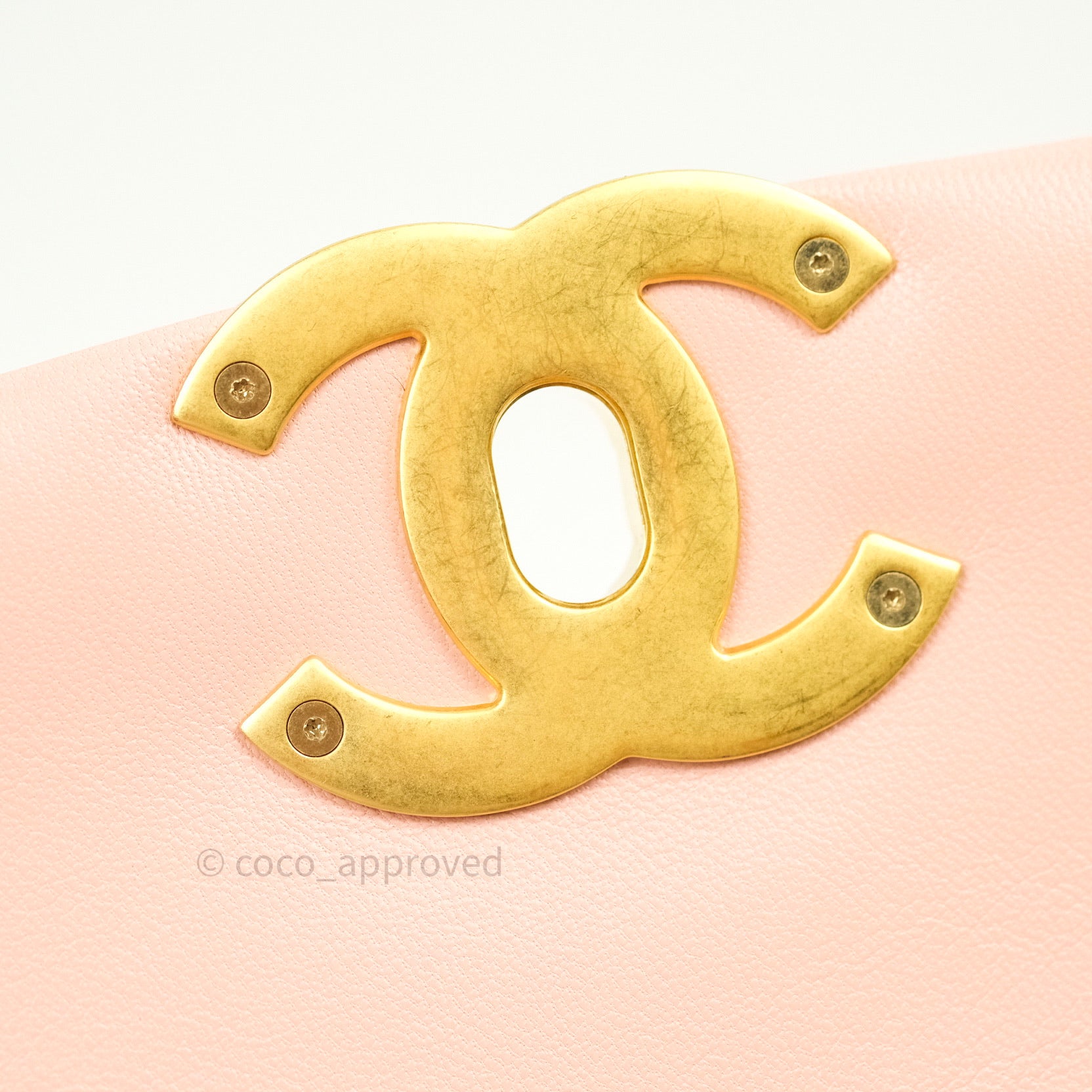 Chanel 19 Small Goatskin Handbag in Rose Pink with Mixed Hardware - Luxury Crossbody Bag for Women, Perfect for Date Night & Special Occasions