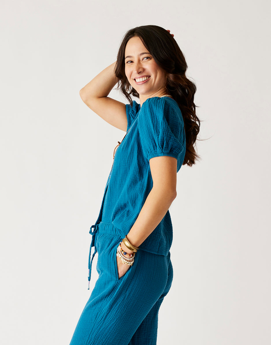 Women's Milo Gauze Top in Azul Blue - Lightweight & Breathable Summer Blouse for Casual Outings & Beach Vacations