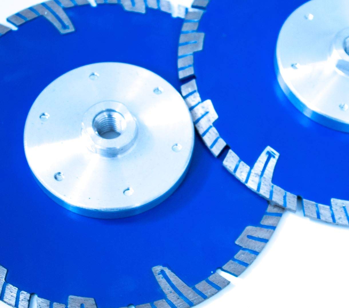 9-Inch Diamond Saw Blade with Flange - Cold-Pressed Segmented Turbo Wave Design (1-Piece) - Perfect for Cutting Concrete, Brick, and Stone in Construction & DIY Projects