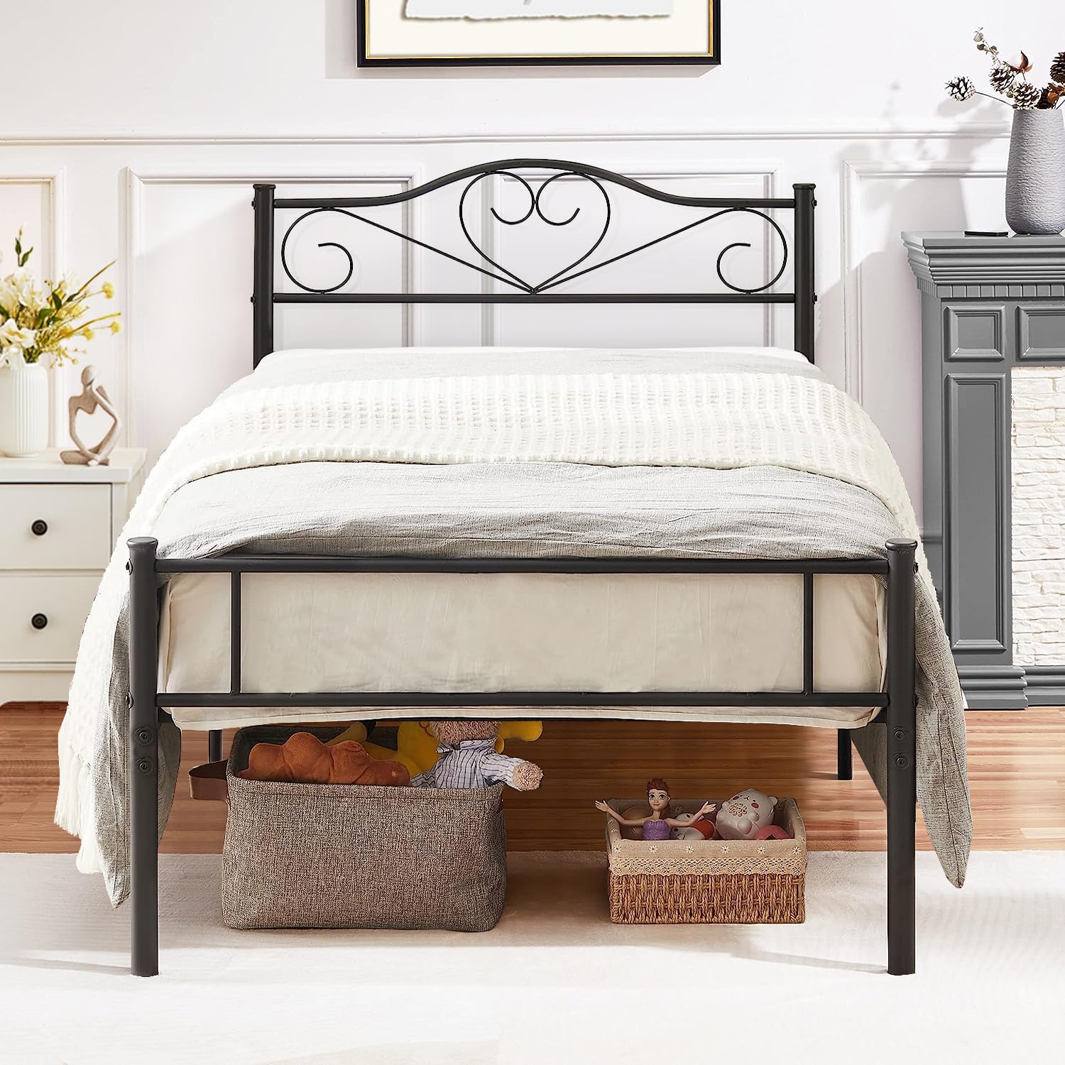 VECELO Metal Platform Bed Frame with Headboard & Footboard - Sturdy Steel Slats Mattress Foundation - No Box Spring Required - Twin Size - Matte Black - Perfect for Modern Bedrooms, Guest Rooms & Dormitories