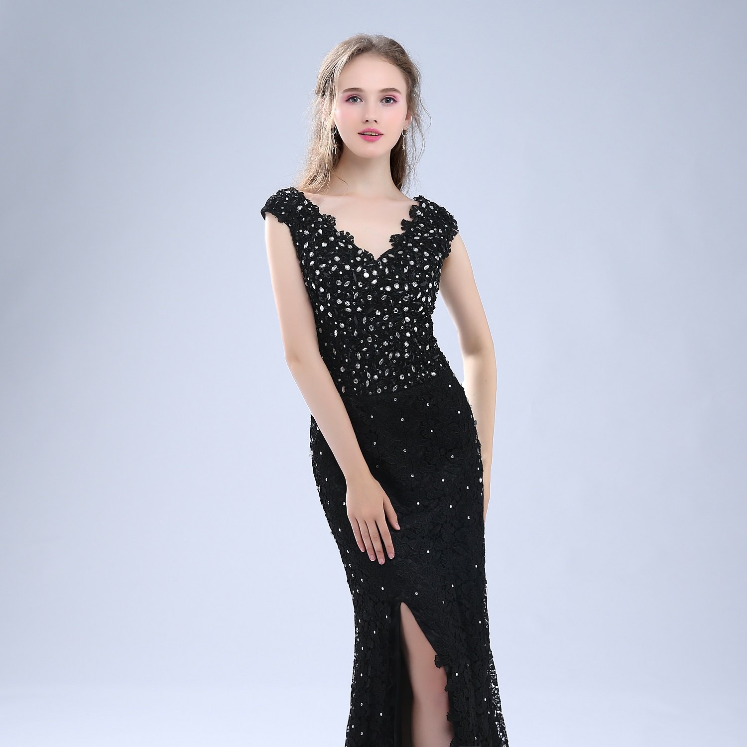 Elegant Black Lace Homecoming Dress for Women - Applique Short Sleeve Long Party Dress | Perfect for Prom, Evening Gala & Special Occasions
