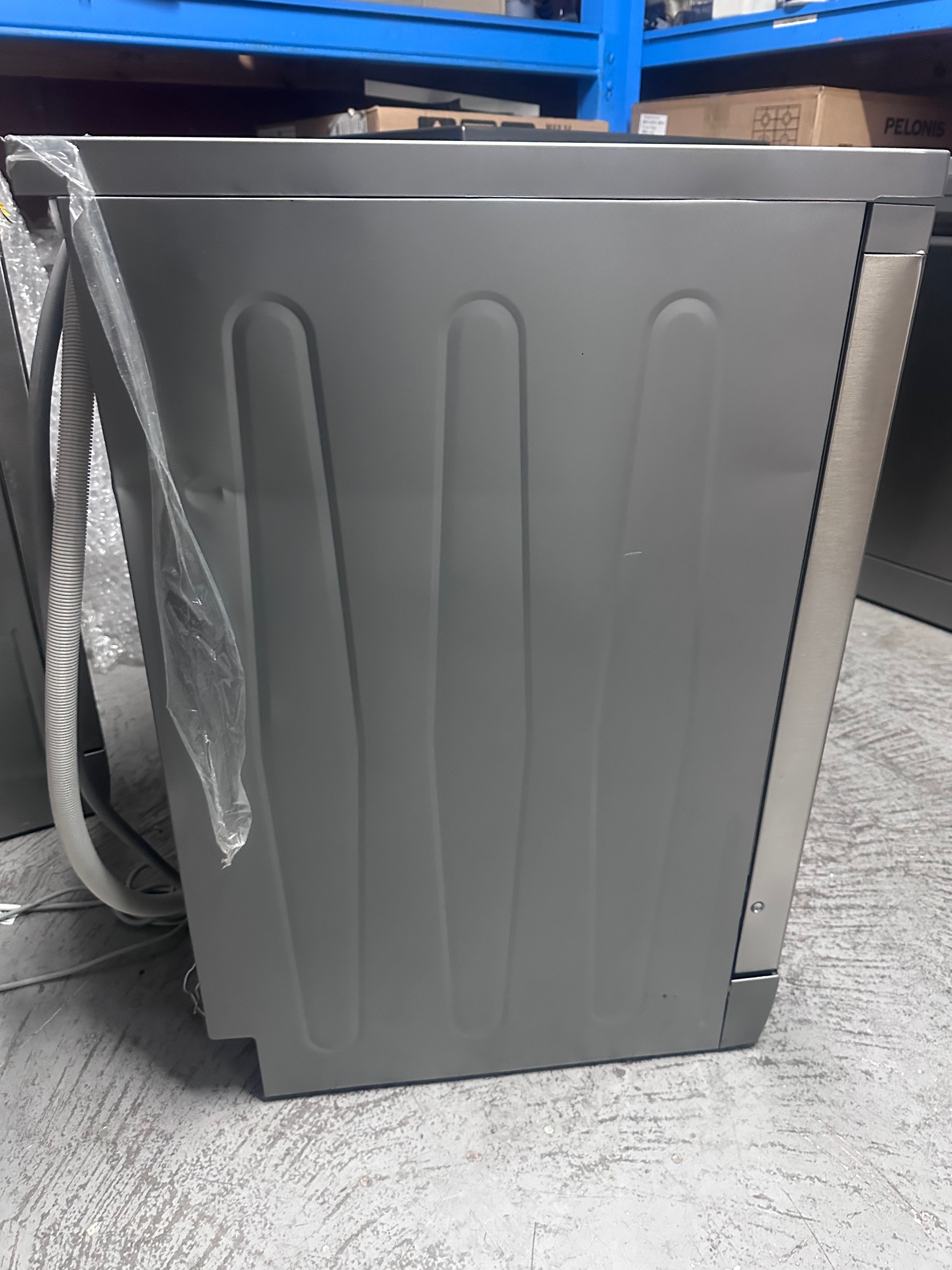 Beko BDFB1410X 14 Place Freestanding Dishwasher - Stainless Steel, Made in Europe (Carton Damaged) - Perfect for Large Families & Open Kitchen Spaces