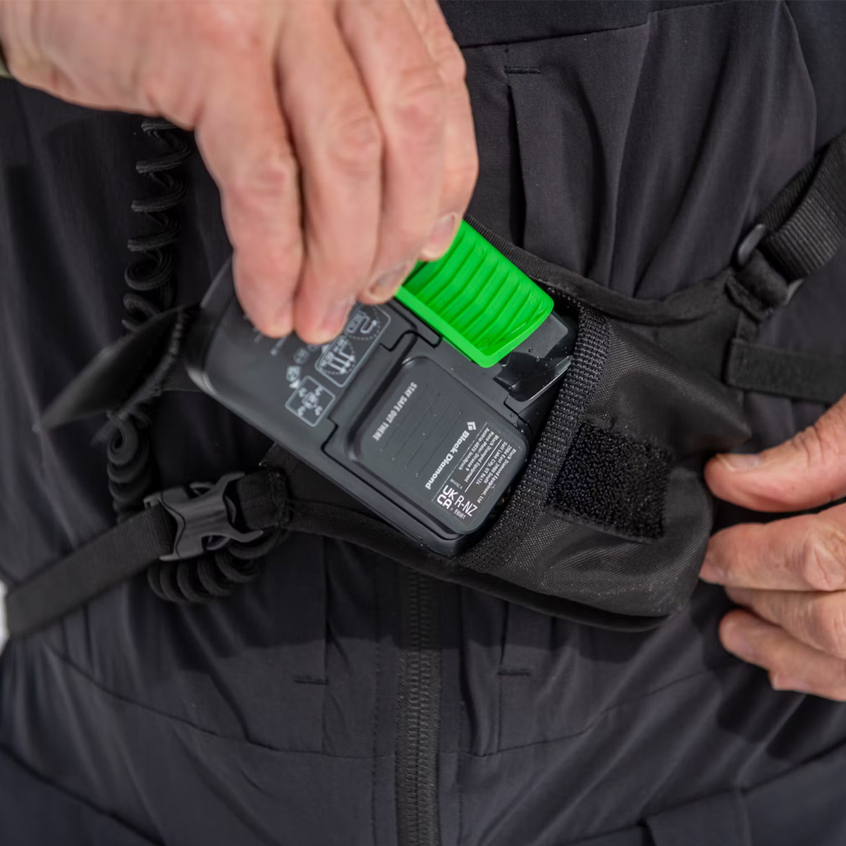 Black Diamond Recon X Avalanche Beacon - Professional Avalanche Transceiver for Skiing, Snowboarding & Backcountry Safety - Search & Rescue Gear for Winter Sports