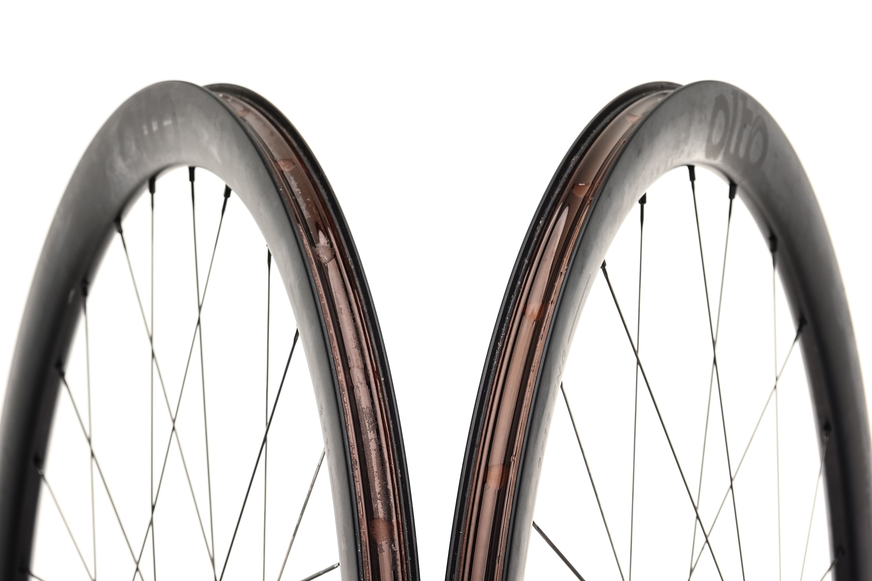 Alto Velo CC40 Carbon Tubeless 700c Wheelset - Lightweight Aero Road Bike Wheels for Cycling & Racing | Perfect for Road Bikes, Triathlons & Competitive Training