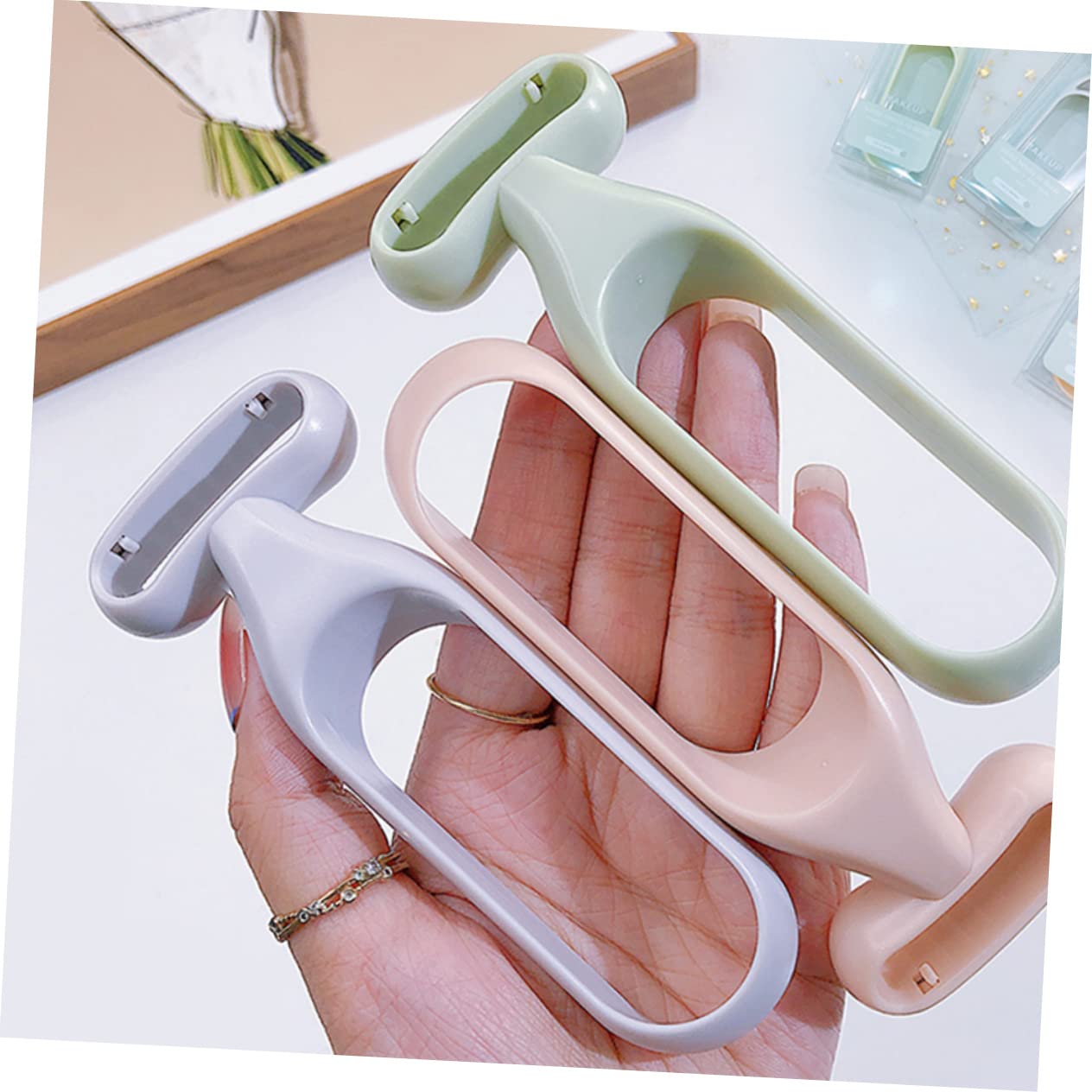 4 Pcs Women's Hair Trimmer Set - Bikini, Armpit & Facial Hair Remover - Reusable Ladies Razor for Smooth Skin - Perfect for Travel, Gym & Home Grooming - Resin Grey