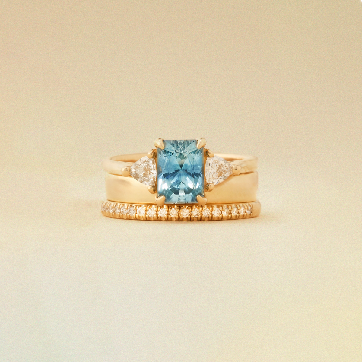 Twilight’s Whisper Unique 14K Yellow Gold Ring with Radiant Cut Sapphire – Perfect for Evening Galas, Weddings & Special Occasions