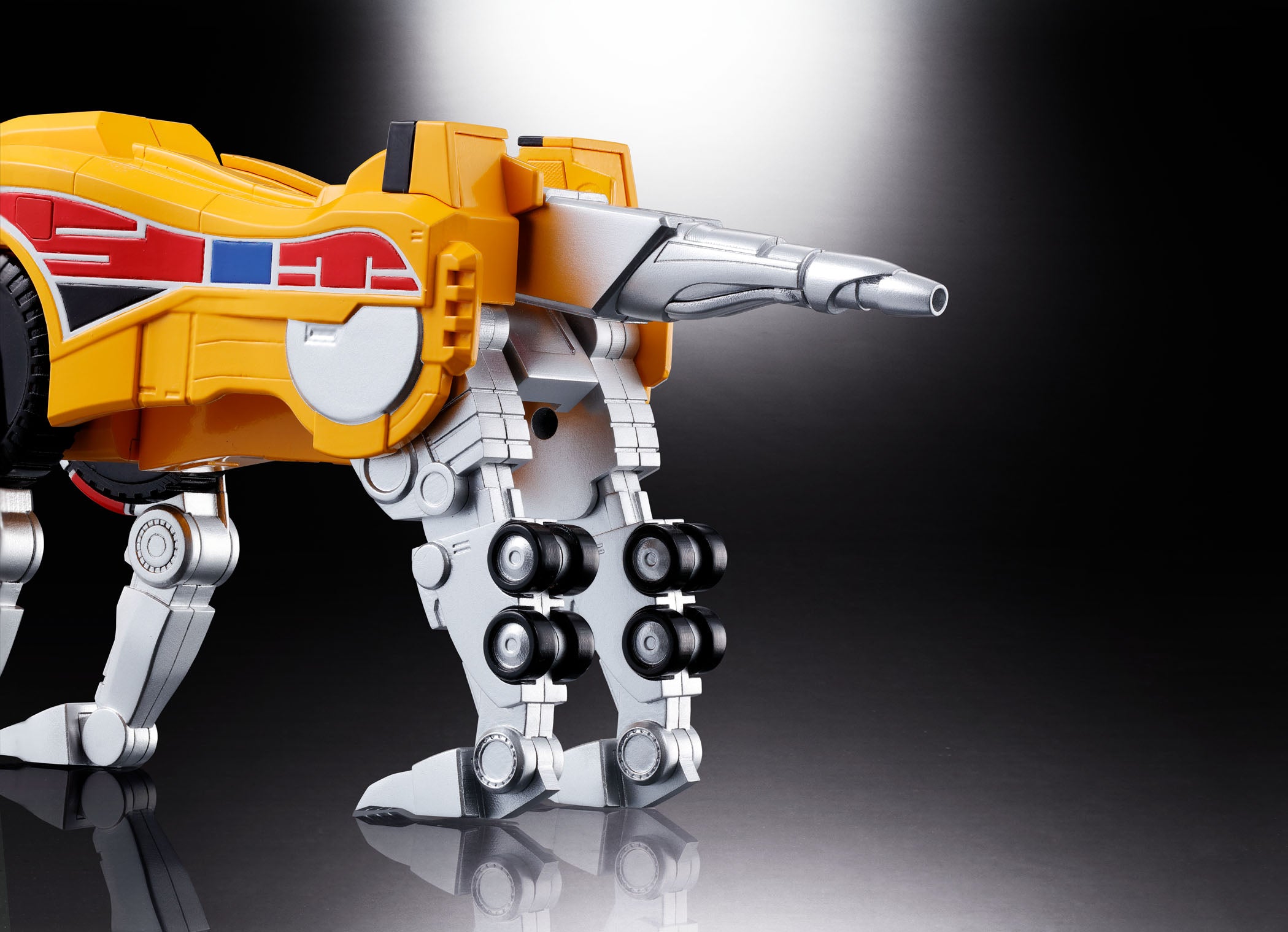 Bandai Soul of Chogokin GX 72 Mighty Morphin Power Rangers Megazord Collectible Action Figure - Premium Die-Cast Metal Robot Toy for Display & Play - Perfect for Fans, Collectors and Nostalgic Gift Giving