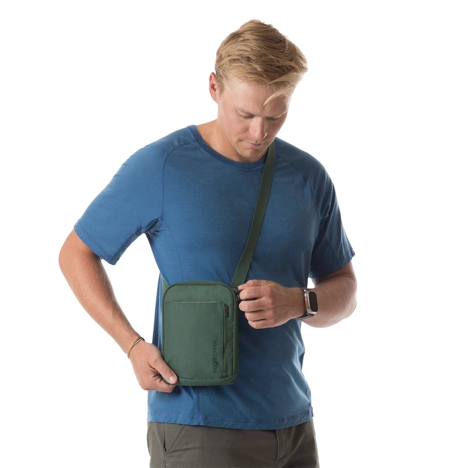Eagle Creek RFID Blocking Crossbody Bag - Secure Travel & Everyday Anti-Theft Purse for Women & Men - Perfect for Commuting, Shopping & City Exploration