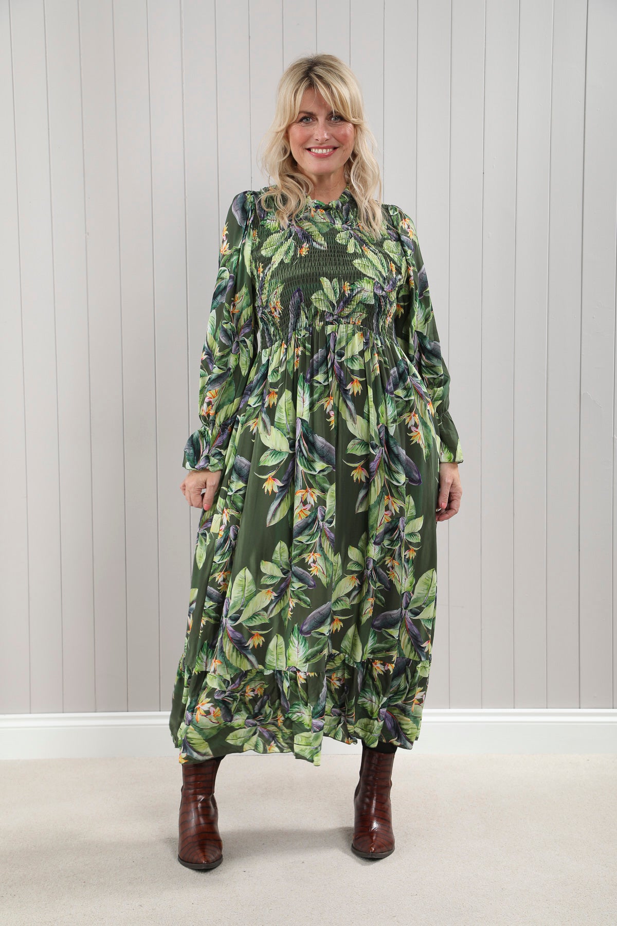Shirred Leaf Print Dress - Flowy Summer Midi Dress with Elastic Waist, Perfect for Beach, Vacation & Casual Outings