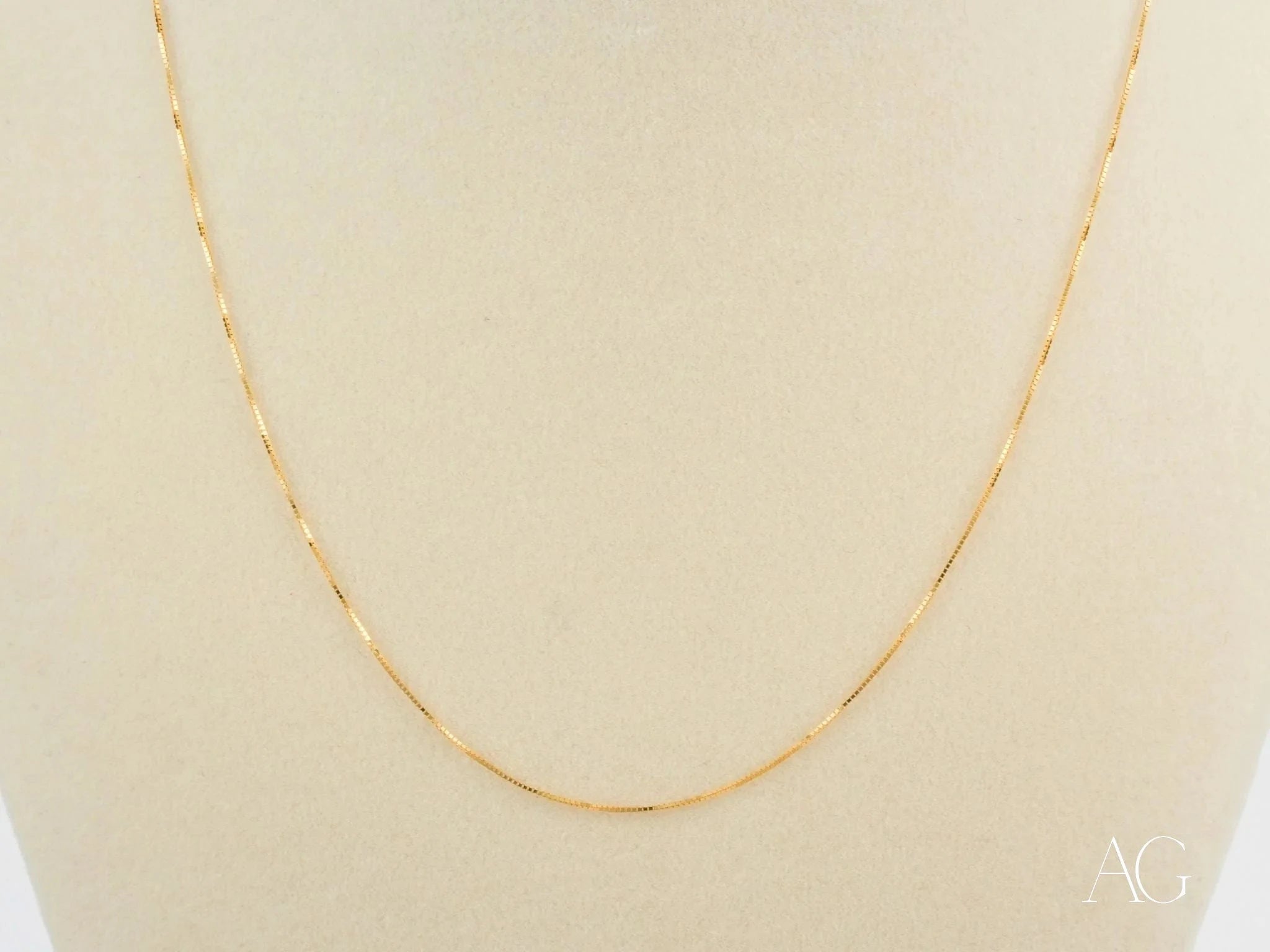 18K Solid Gold Jewelry Box Chain - Custom Fine Wedding Band for Men & Women - Perfect for Engagement, Anniversary, and Special Occasion Gifts