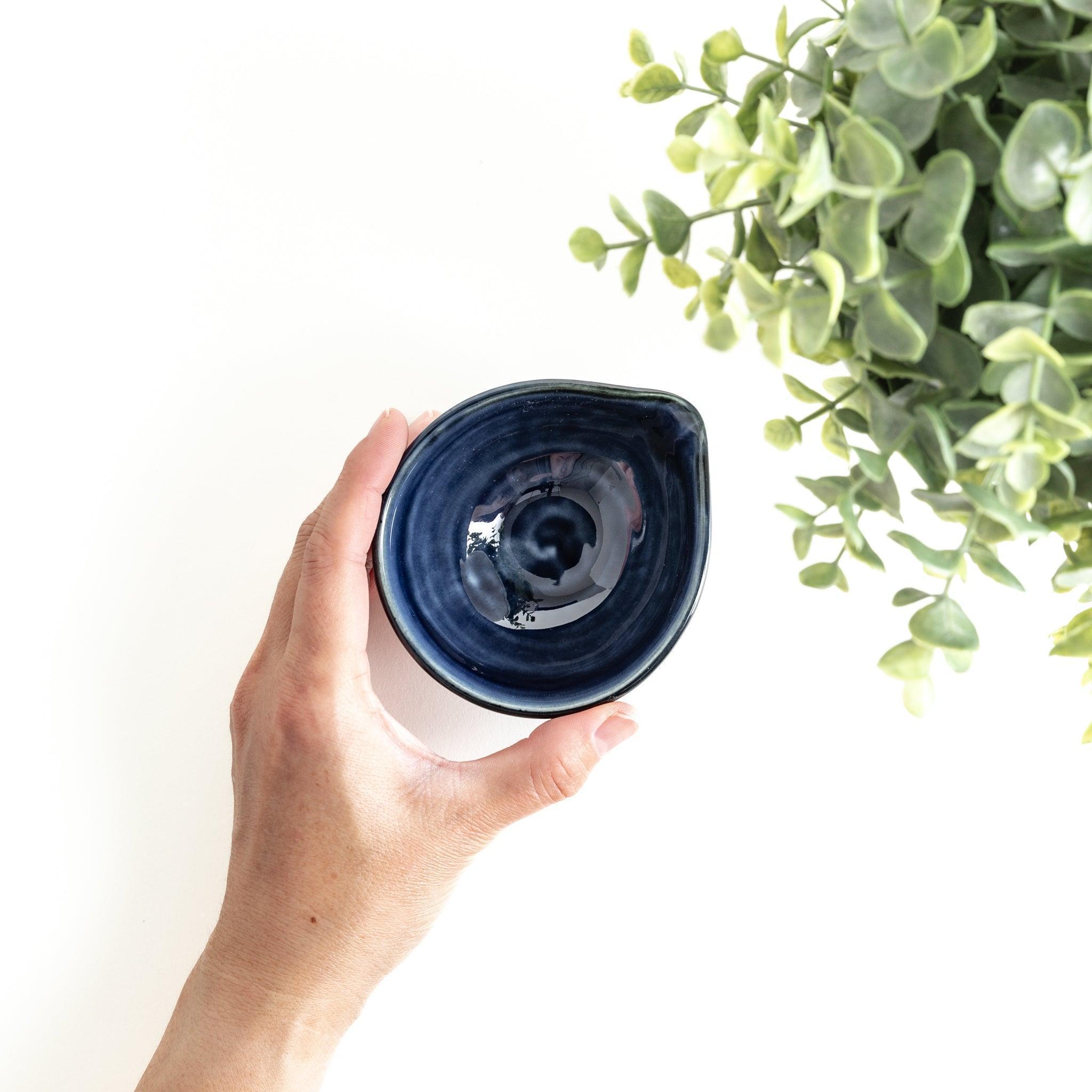 Midnight Wave Condiment Bowl - Small Serving Dish for Sauces, Dips, and Snacks - Perfect for Parties, BBQs, and Entertaining Guests