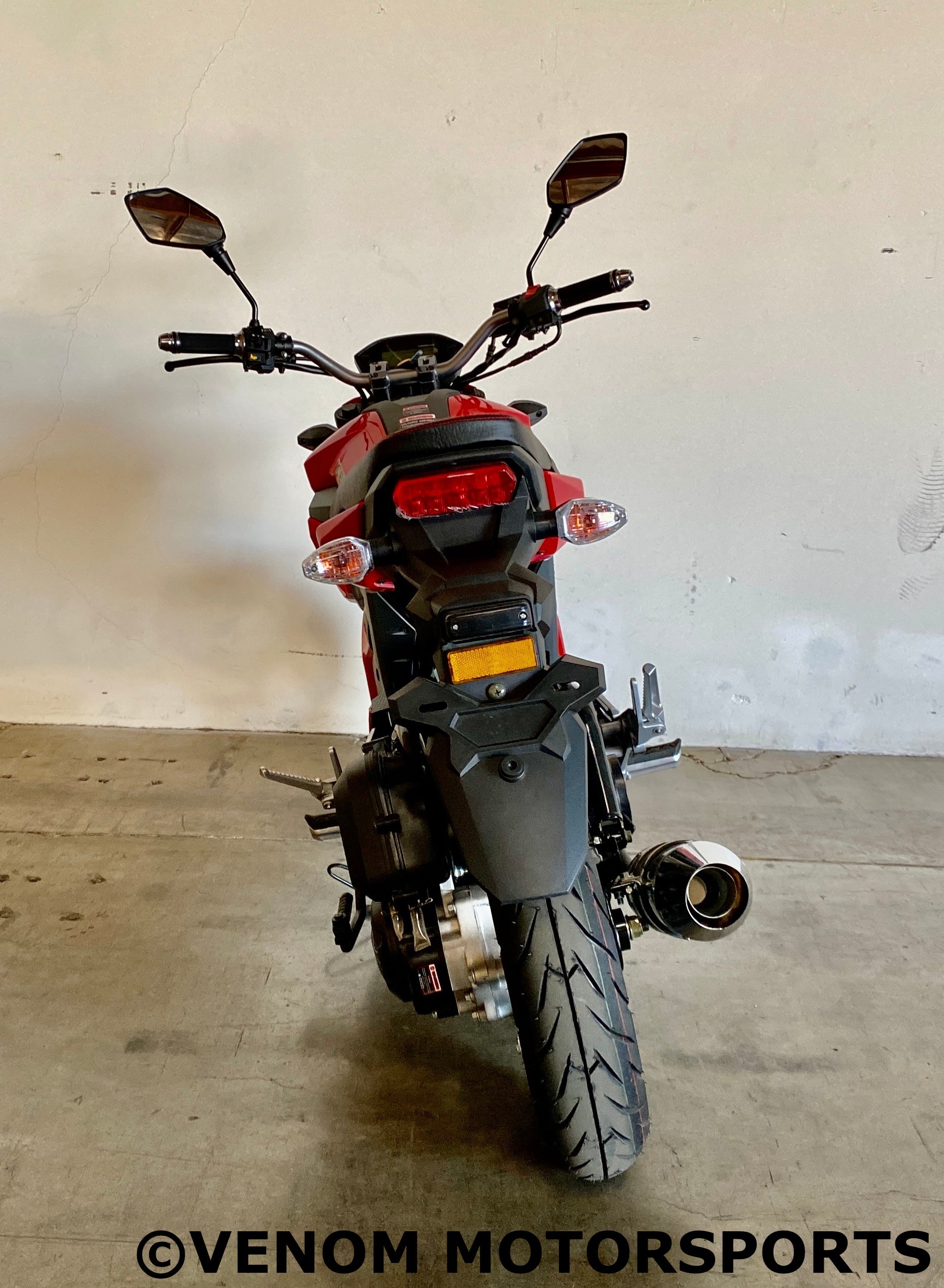 Venom Mini Max 50cc Automatic Motorcycle - Lightweight & Fuel Efficient for Commuting, Campus Riding & Urban Transportation