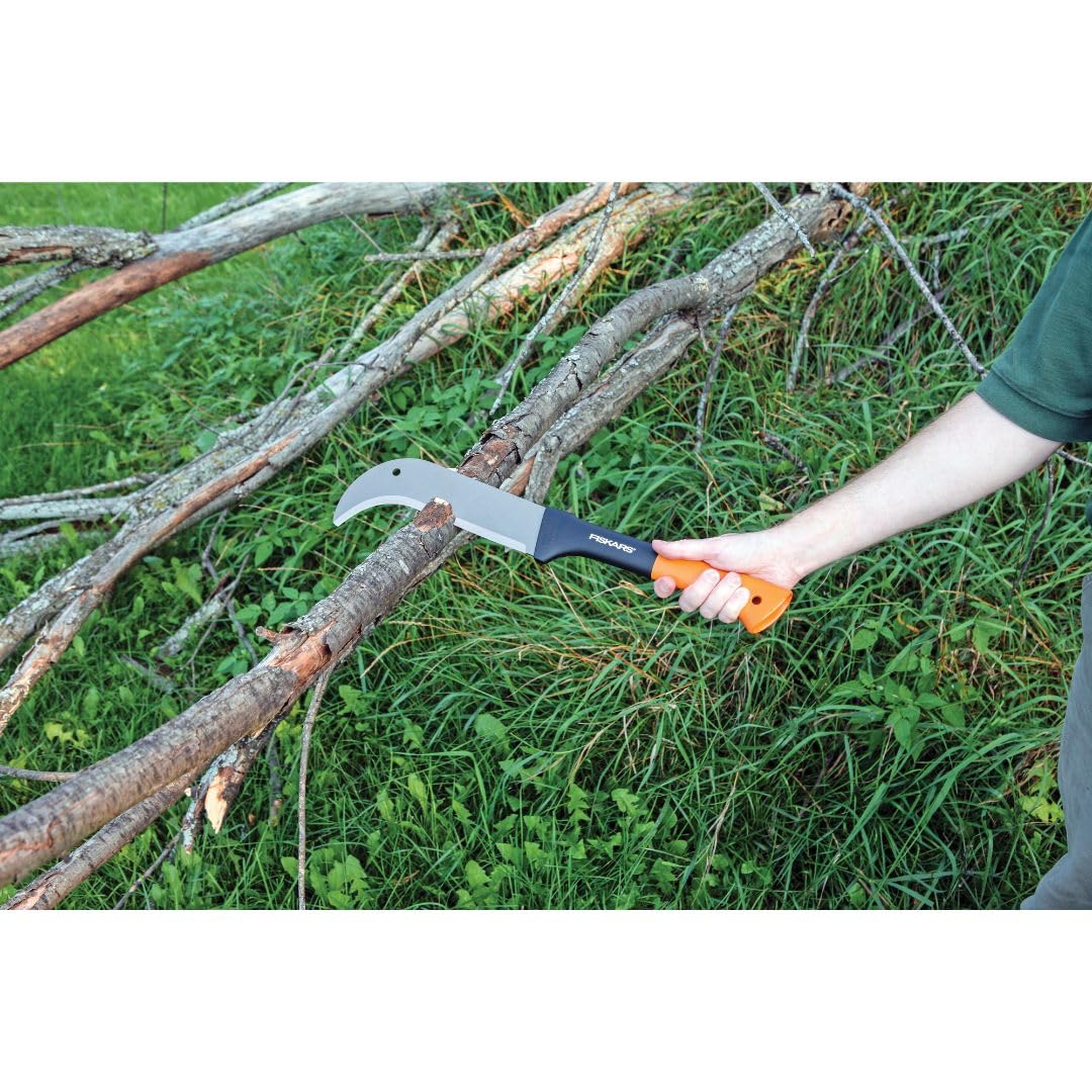 Fiskars Brush Axe - Heavy Duty Chopping Tool for Clearing Brush, Small Trees & Branches | Perfect for Landscaping, Yard Work & Outdoor Survival | Durable Steel Blade & Ergonomic Handle
