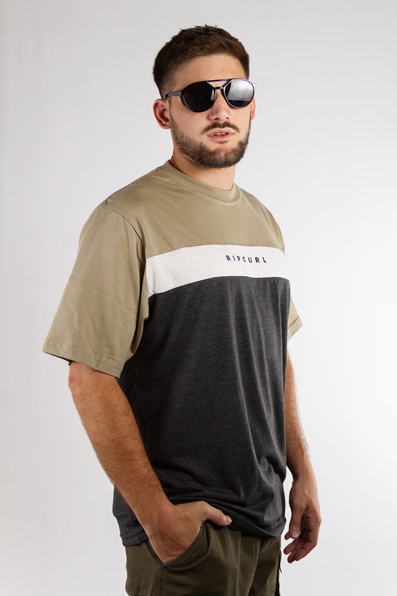 RipCurl Men's Standard T-Shirt - Comfortable Cotton Tee for Casual Wear, Surfing & Beach Outfits (Size M2)