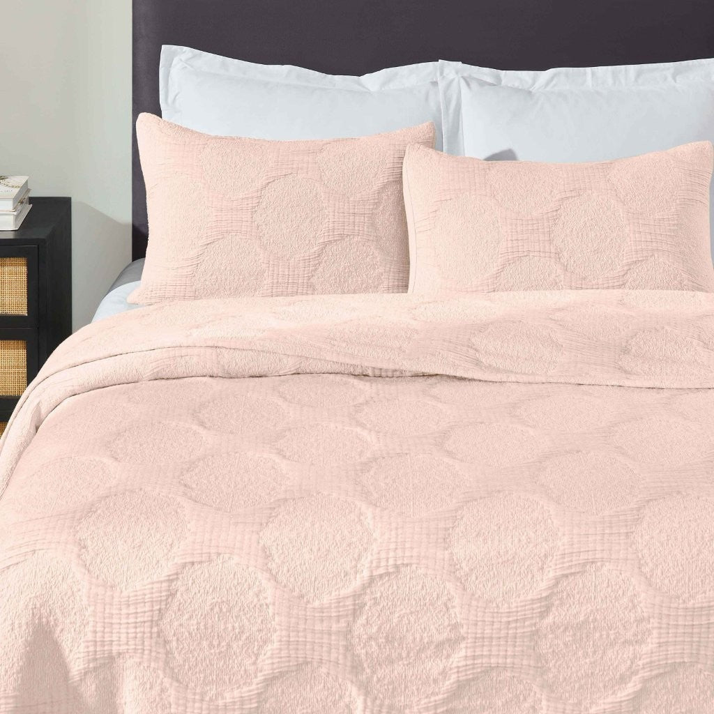 Tanta Cotton Medium Weight Crinkle Woven Coverlet - Soft & Breathable Bedspread for All Seasons | Perfect for Bedroom Decor, Guest Rooms & Cozy Home Styling