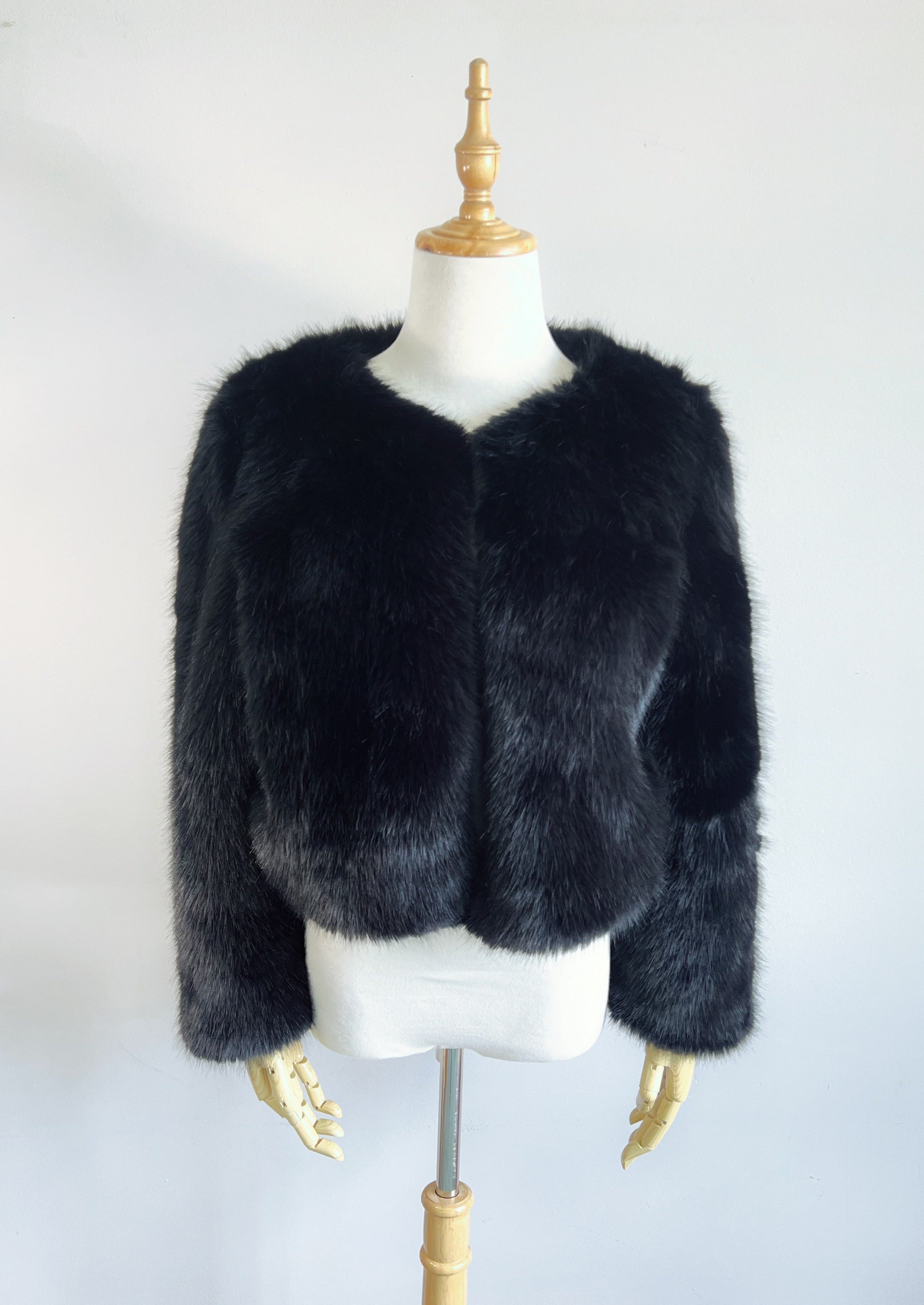 Pink Faux Fur Bridal Jacket for Women - Elegant Winter Wedding Coat (Anna Pin07) | Perfect for Bridal Shower, Engagement Photos & Winter Weddings