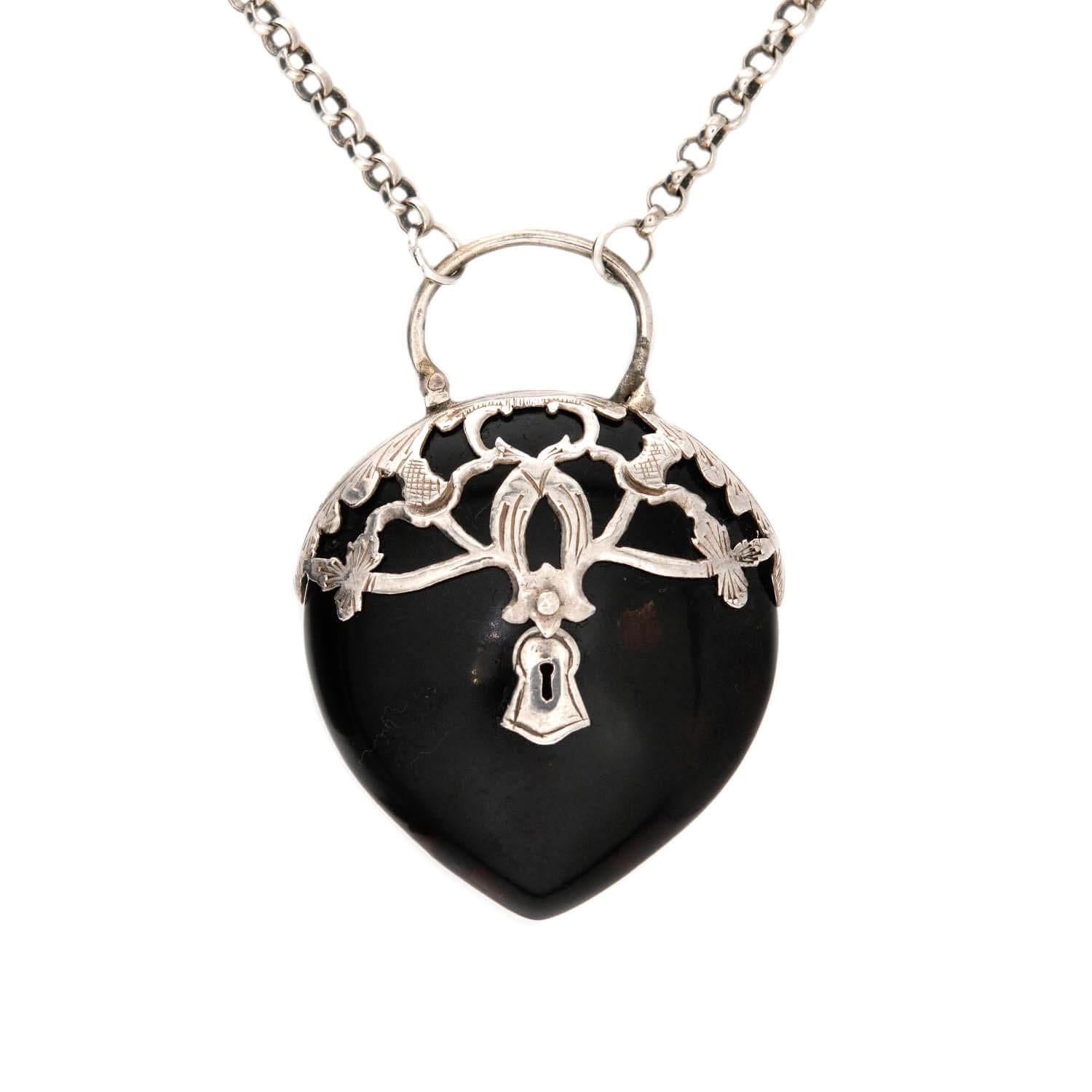 Victorian Sterling Silver Carved Horn Padlock Pendant Necklace for Women - Vintage Lock Charm Jewelry Gift for Her - Perfect for Weddings, Anniversaries & Special Occasions