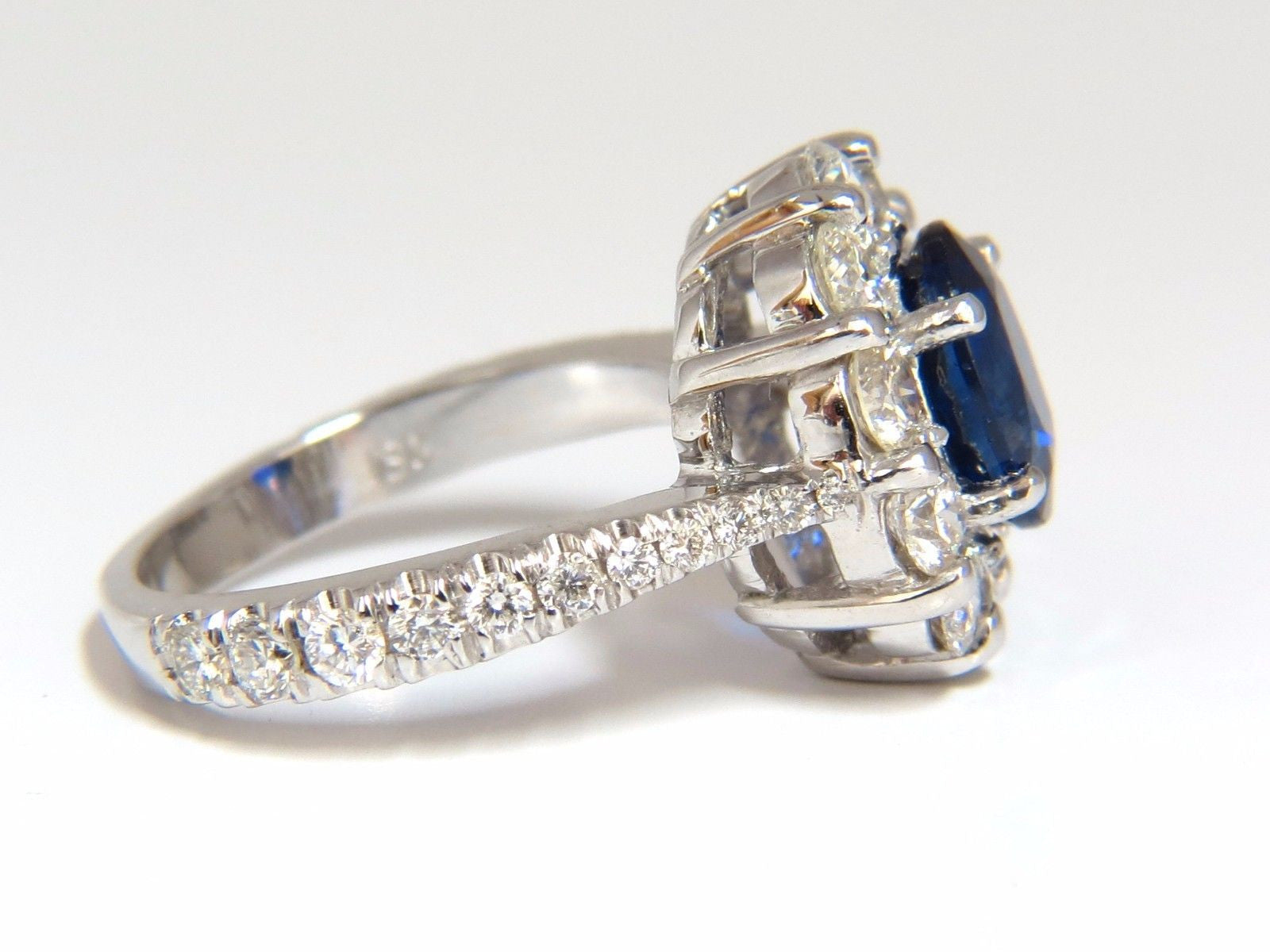 3.67CT GIA Certified Natural Vivid Royal Blue Diamond Cluster Halo Ring in 18K Gold - Perfect for Engagement, Wedding & Anniversary Gifts